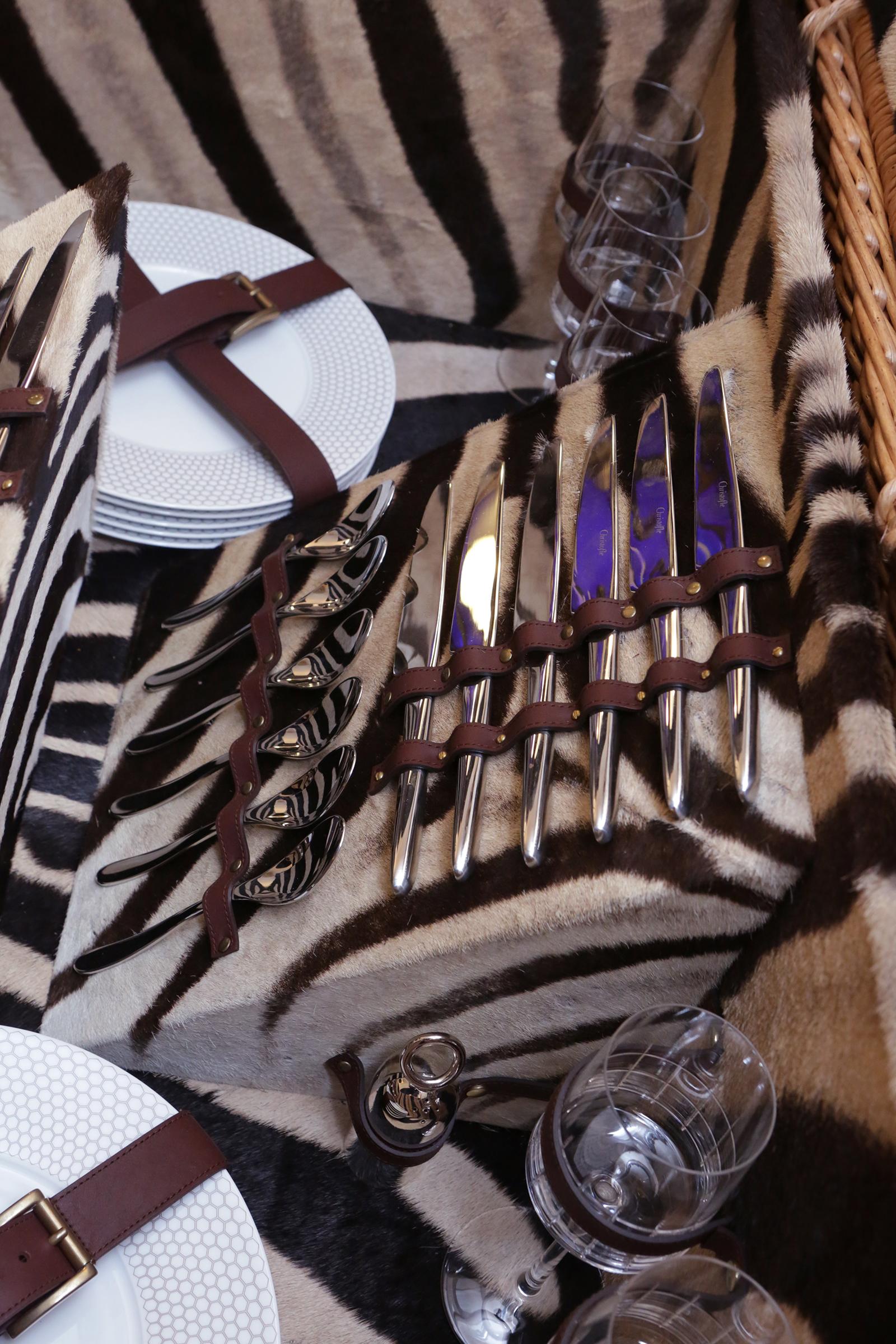 Safari Picnic Trunk 1