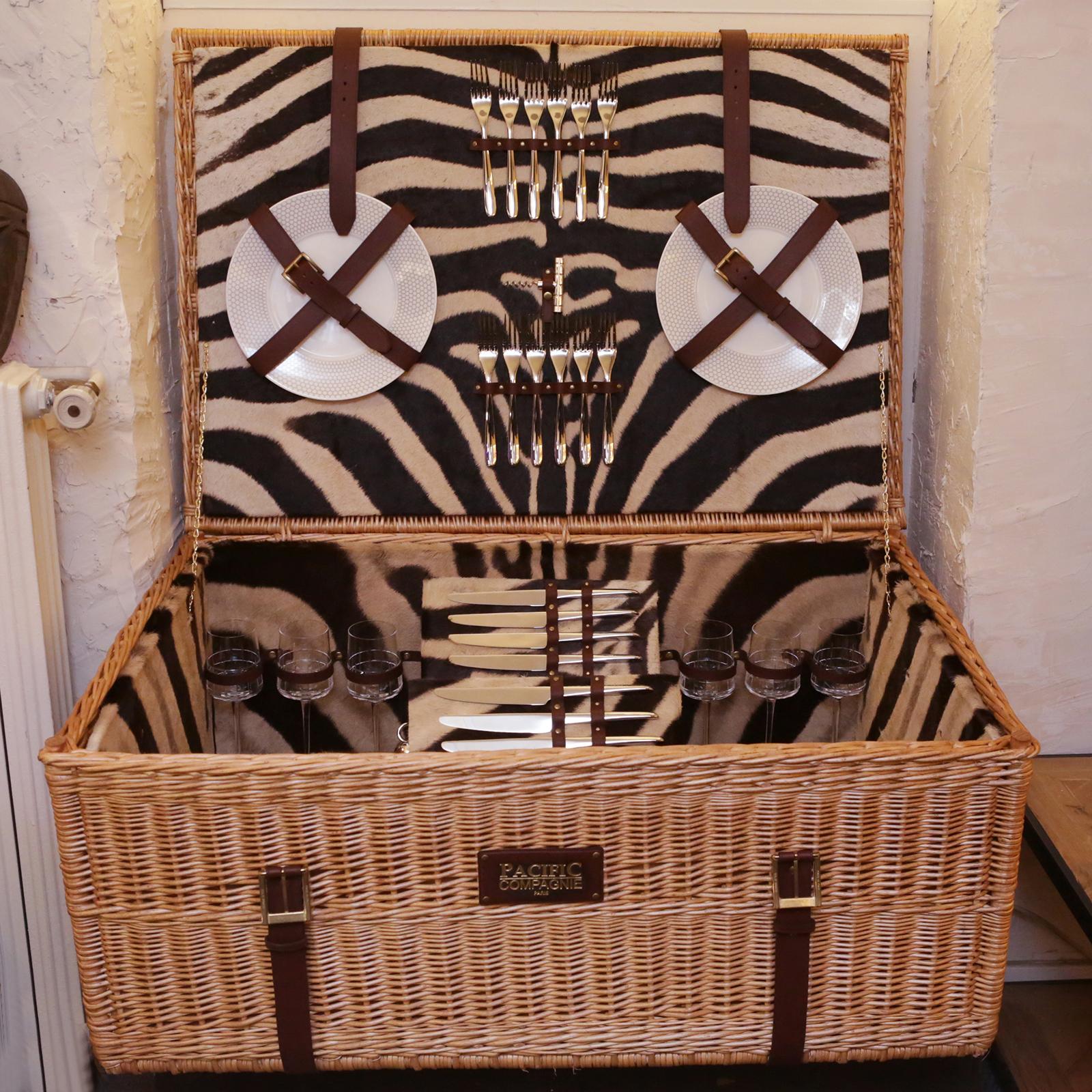 safari picnic basket