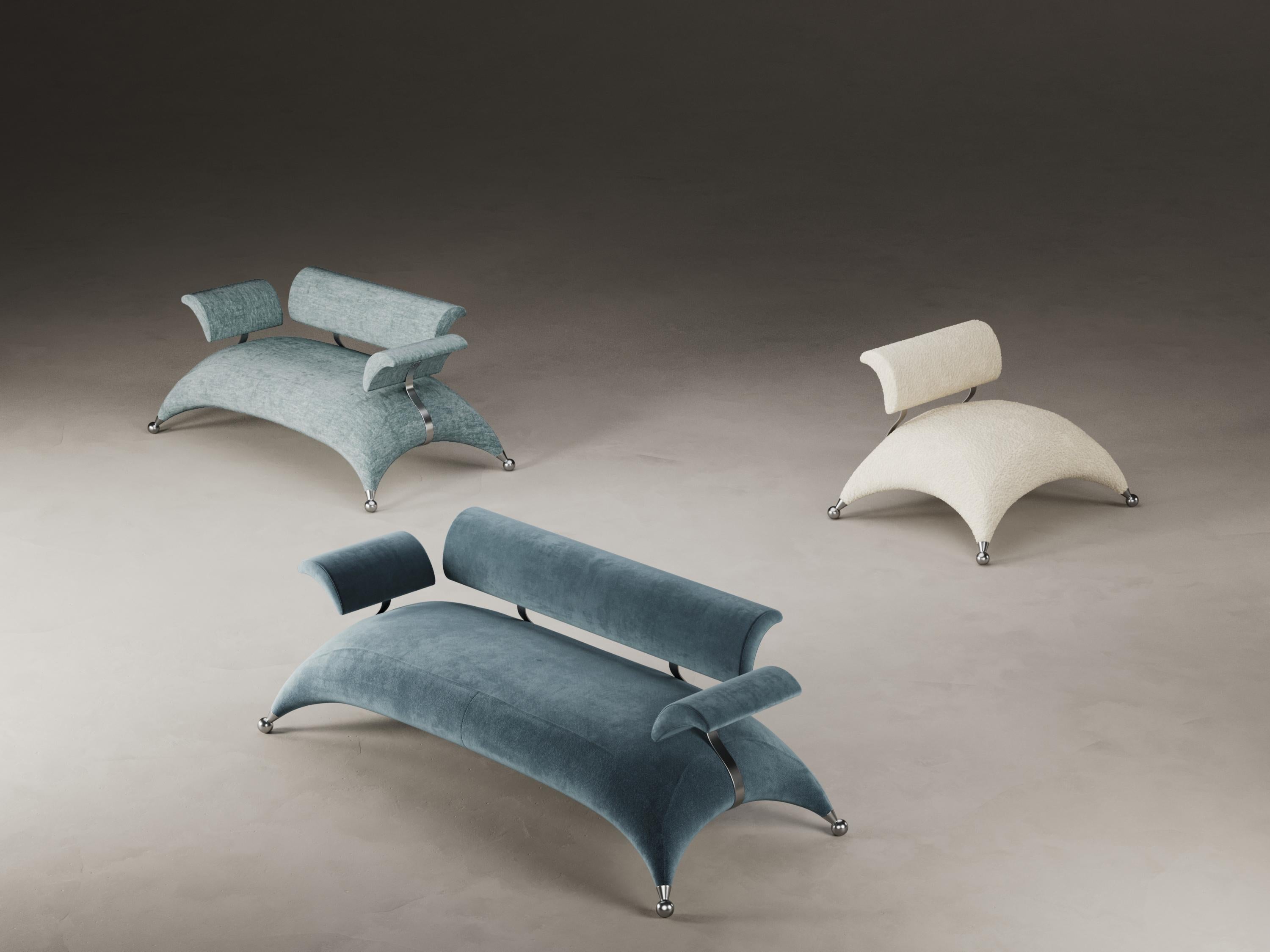 Mid-Century Modern Handmade Exceptional Design Sculptural Safari sofa For Sale
