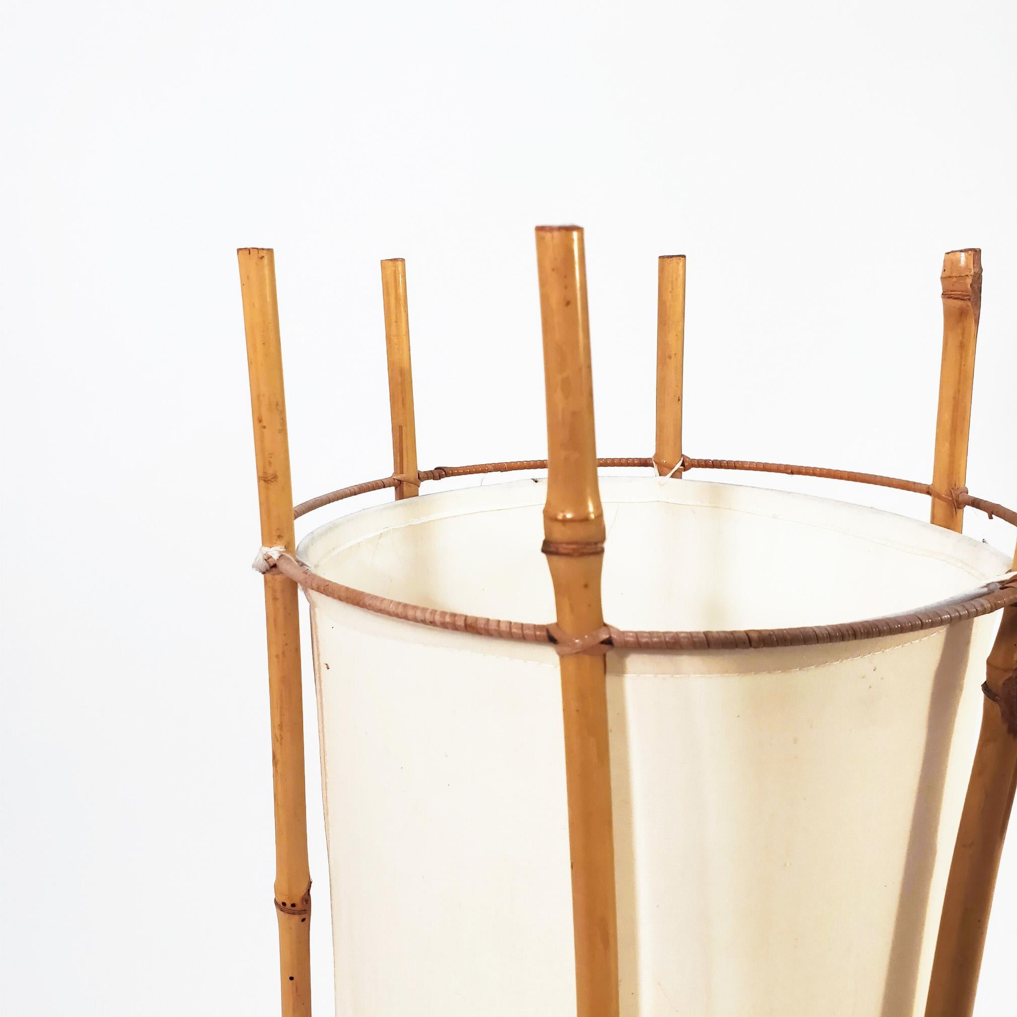 Mid-Century Modern Safari style floor or table lamp designed by Louis Sognot, Italy, 1960s For Sale