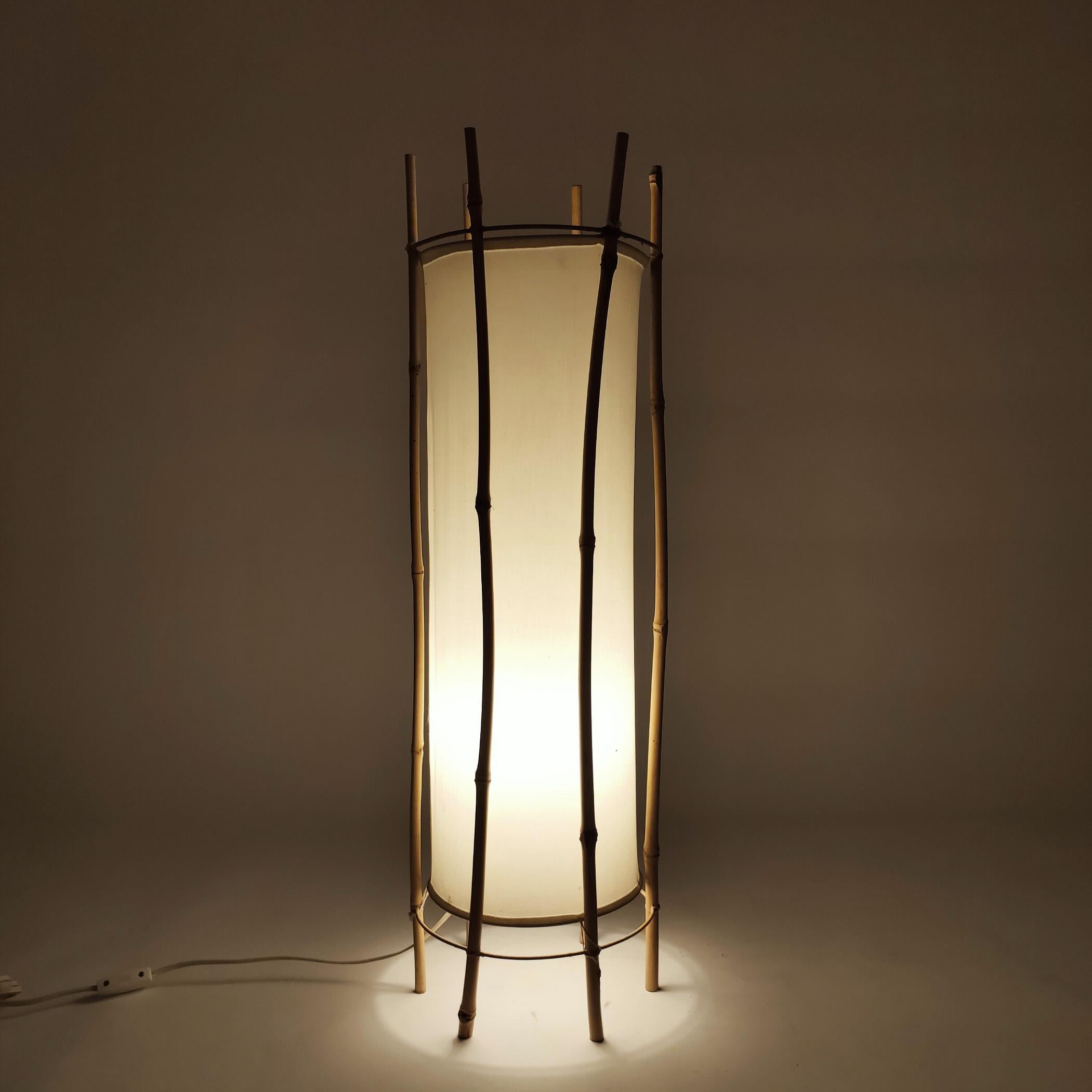 Italian Safari style floor or table lamp designed by Louis Sognot, Italy, 1960s For Sale