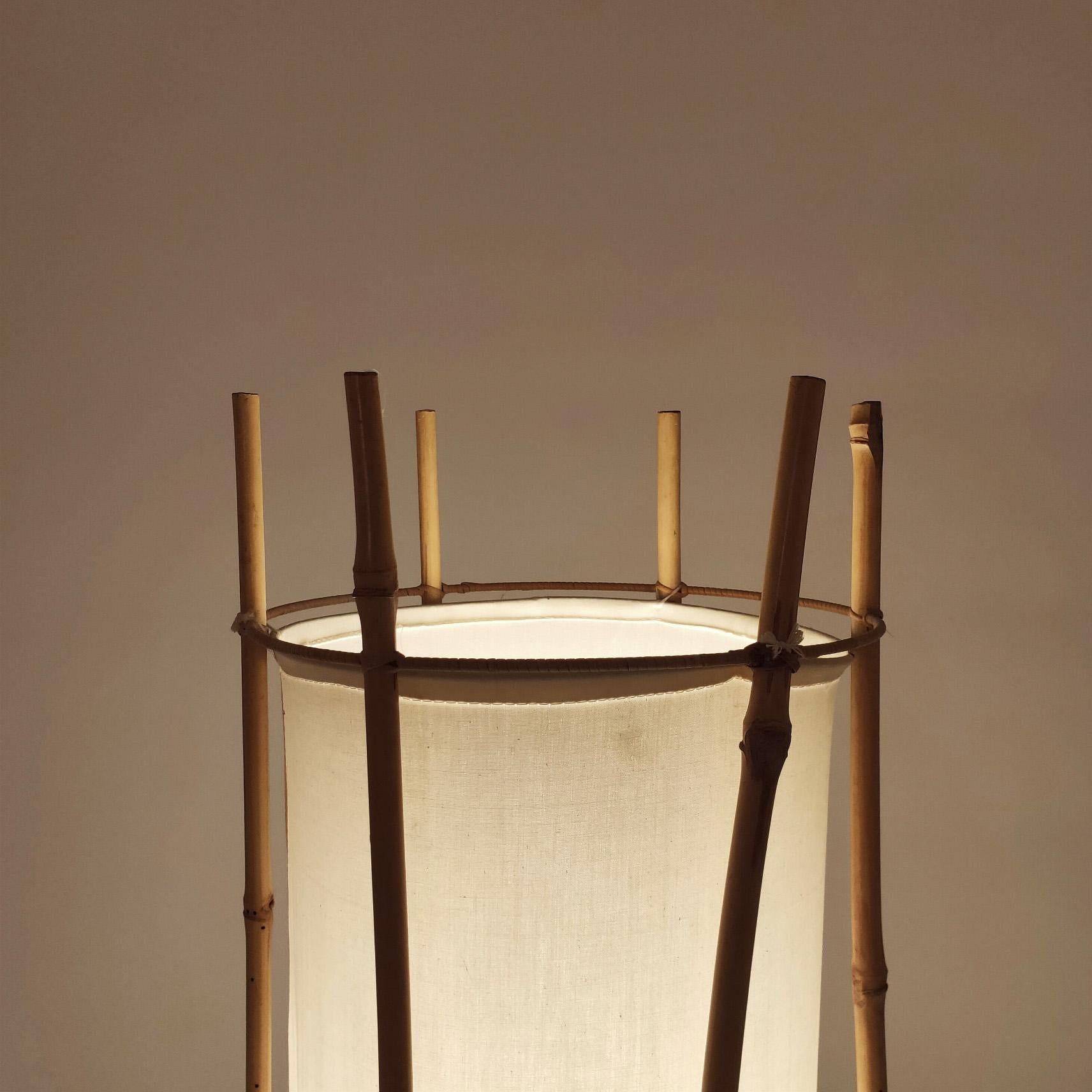 Safari style floor or table lamp designed by Louis Sognot, Italy, 1960s In Good Condition For Sale In SANT ADRIÀ DE BESÒS, ES