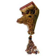 Support mural girafe de style safari avec pompon