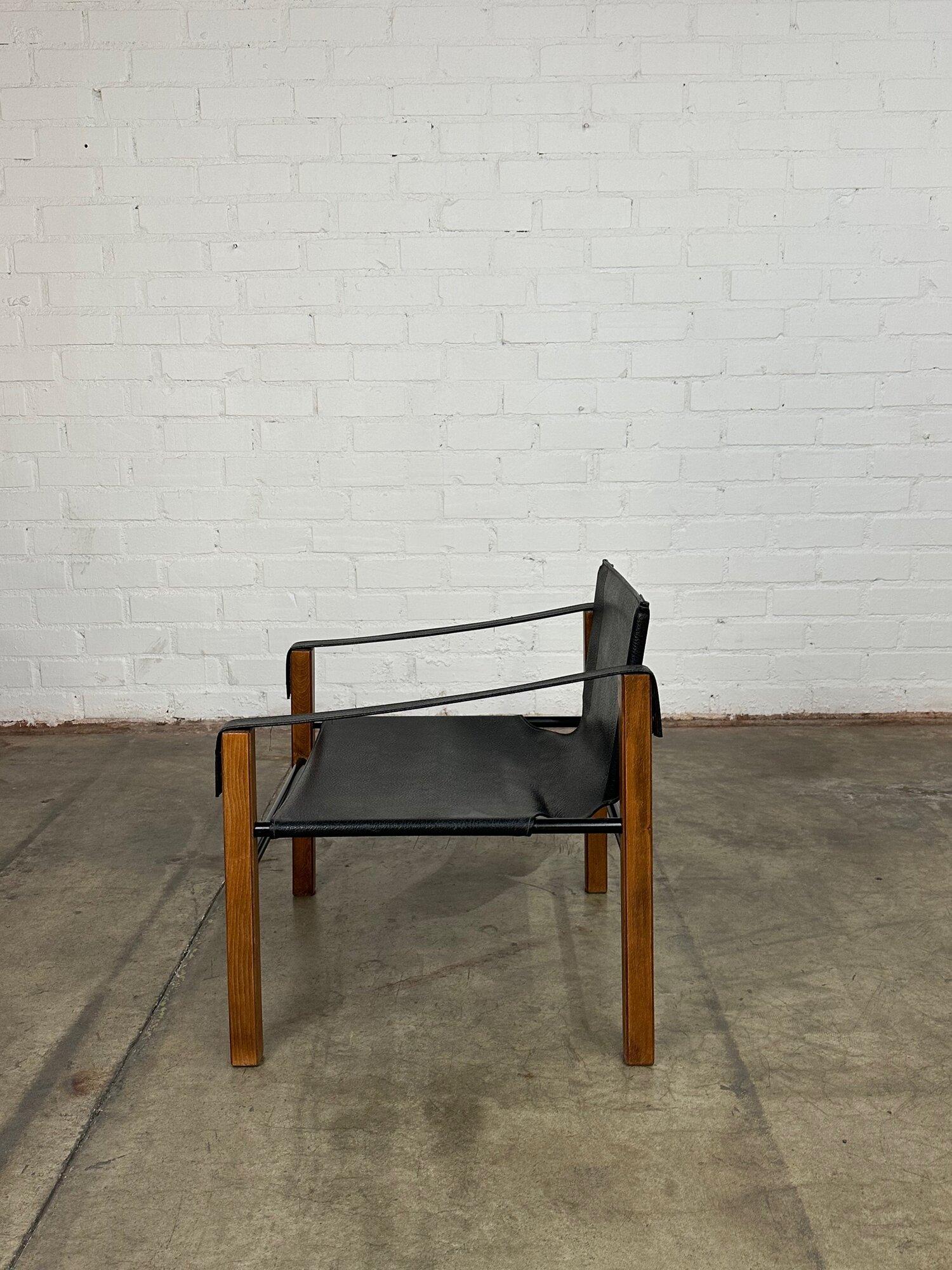 Safari Style Lounge Chair in Black Leather 3
