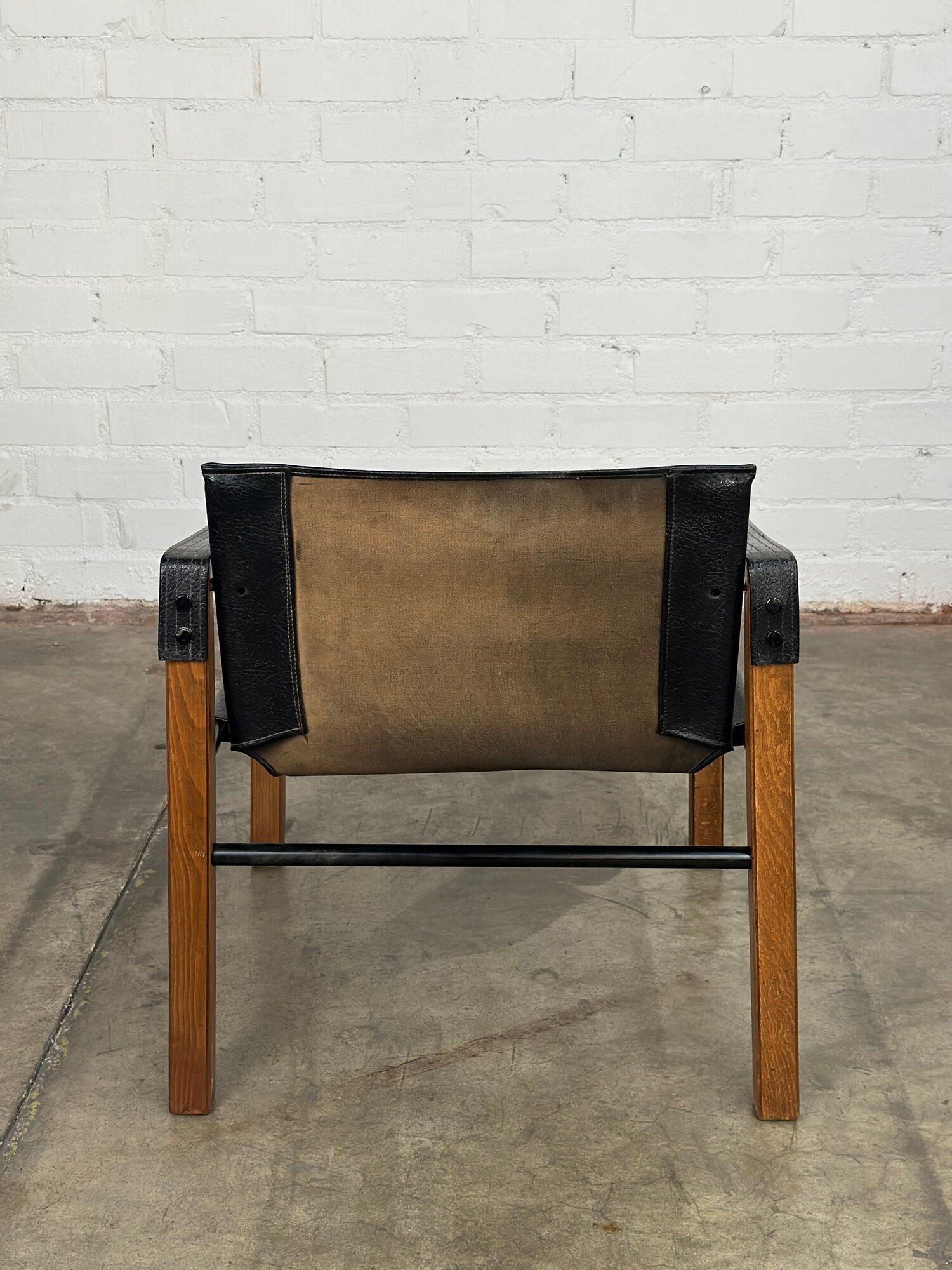 Safari Style Lounge Chair in Black Leather 2