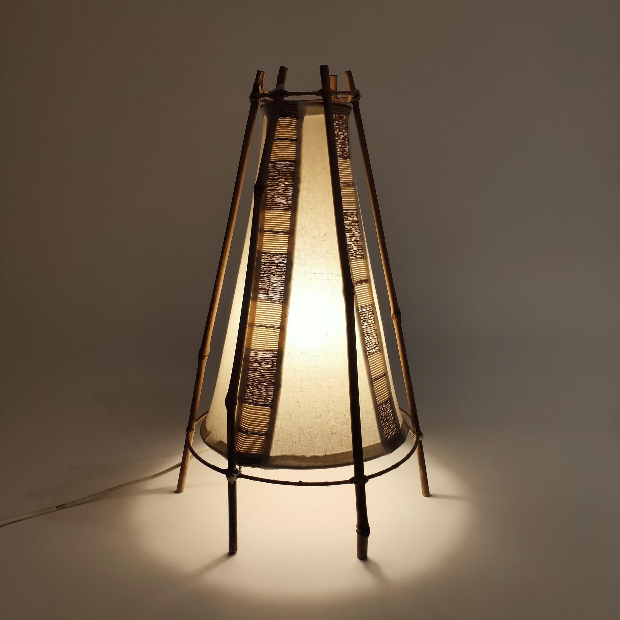 Safari style table or floor lamp designed by Louis Sognot, Italy, 1960s In Excellent Condition For Sale In SANT ADRIÀ DE BESÒS, ES