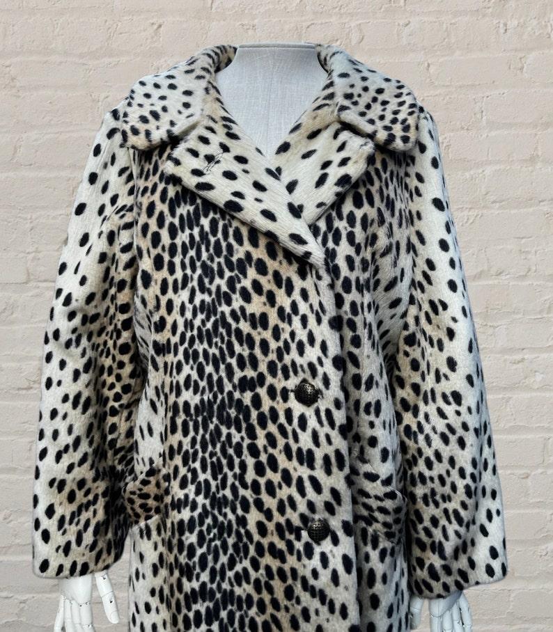 Safari Styled by Fairmoor Cheetah Print Coat , Circa 1960s In Excellent Condition In Brooklyn, NY