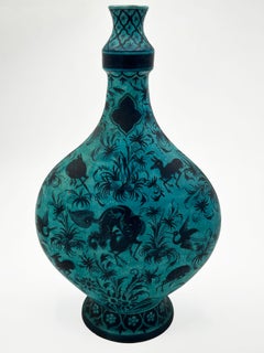 Jarrón de porcelana de estilo safávida de Sansón