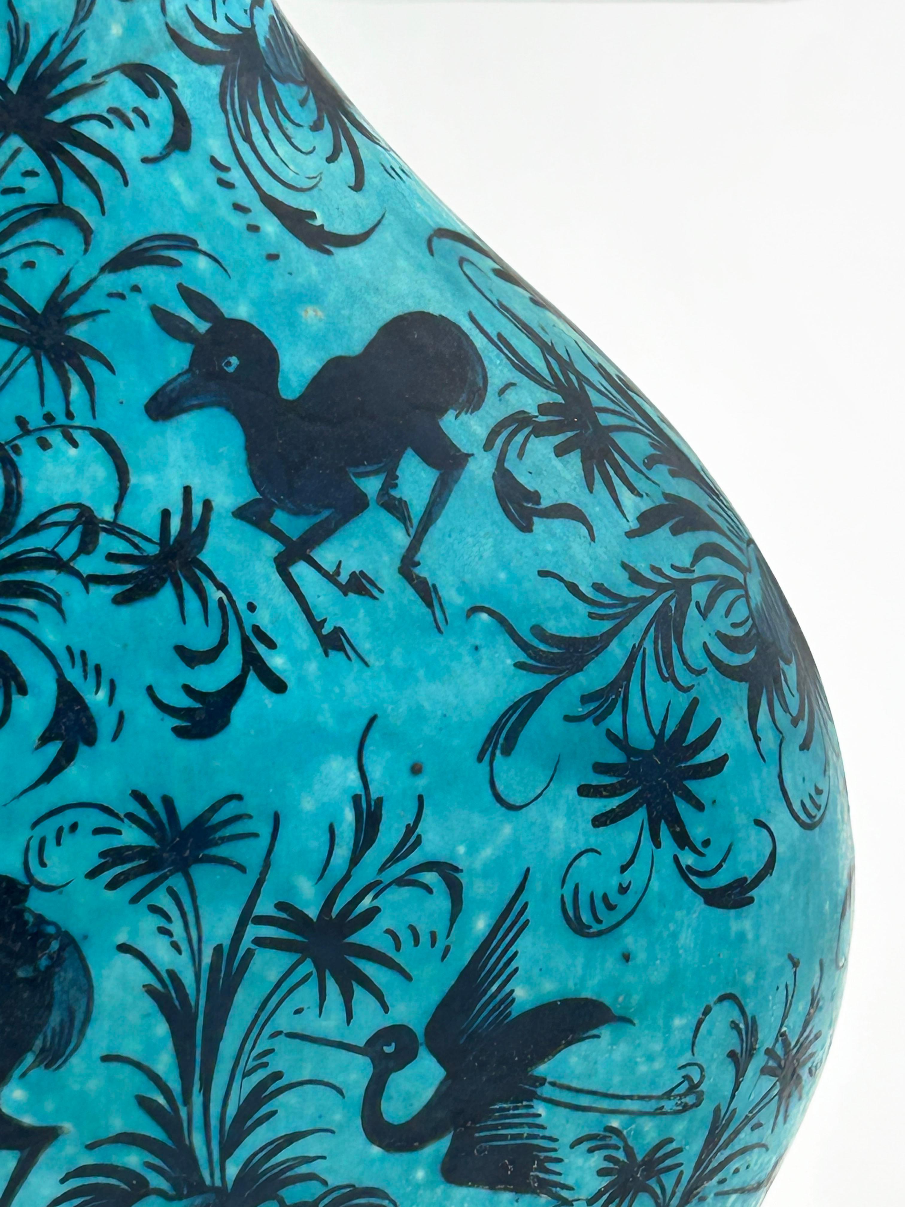 French Safavid-style porcelain vase of Samson For Sale