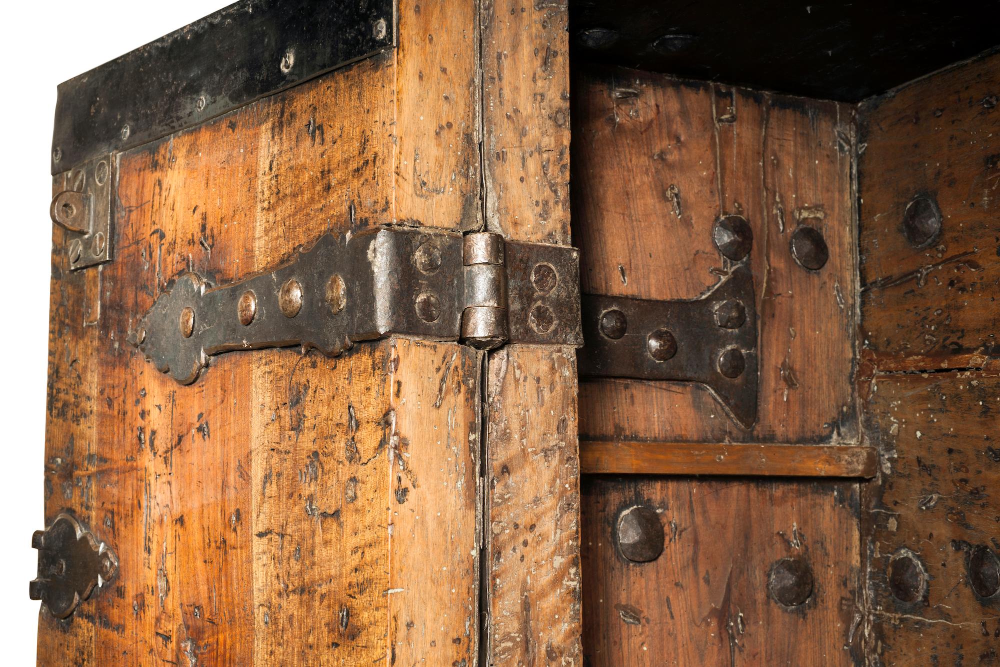 Antique Safe, Northern Italy, 17th Century For Sale 3