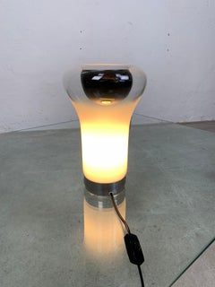Lampe de table Saffo par Angelo Mangiarotti pour Artemide, années 1960, Italie