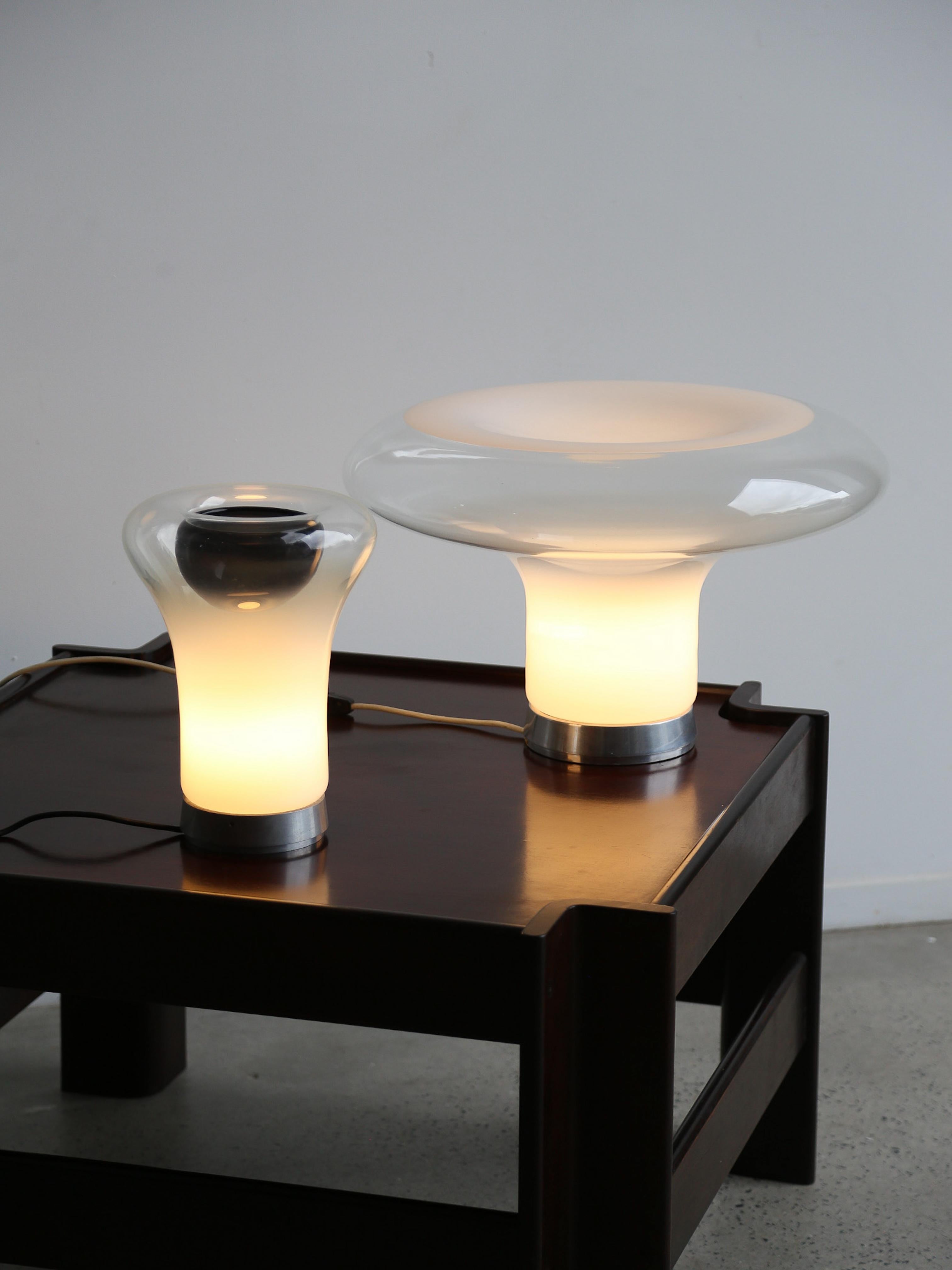 Saffo Table Lamp by Angelo Mangiarotti for Artemide in Murano Glass 1960s In Good Condition In Byron Bay, NSW