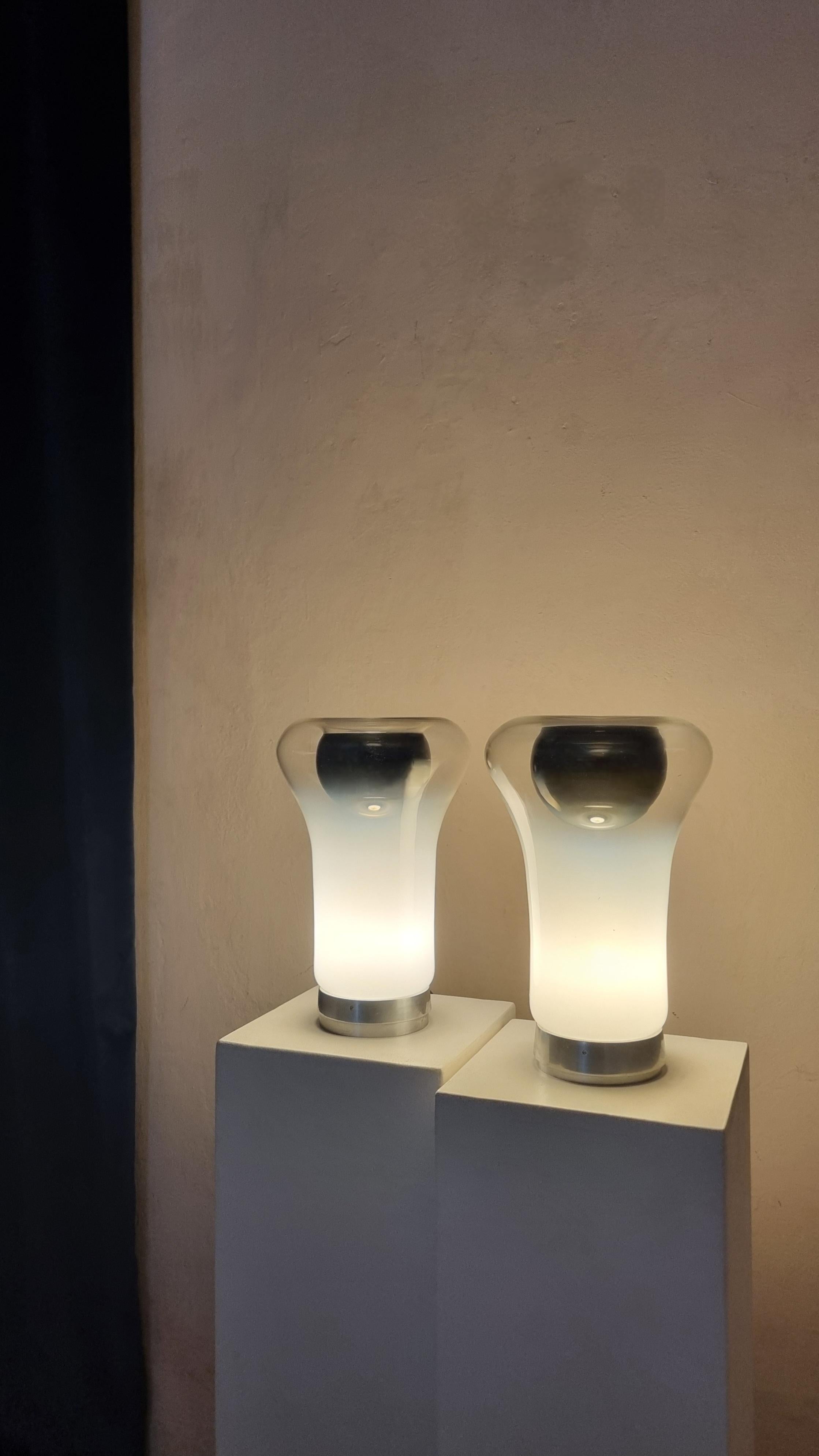 Lampes de table Saffo conçues par Angelo Mangiarotti pour Artemide, 1967 Bon état - En vente à Arezzo, Italy