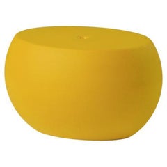 Tavolino basso Blos giallo zafferano di Karim Rashid