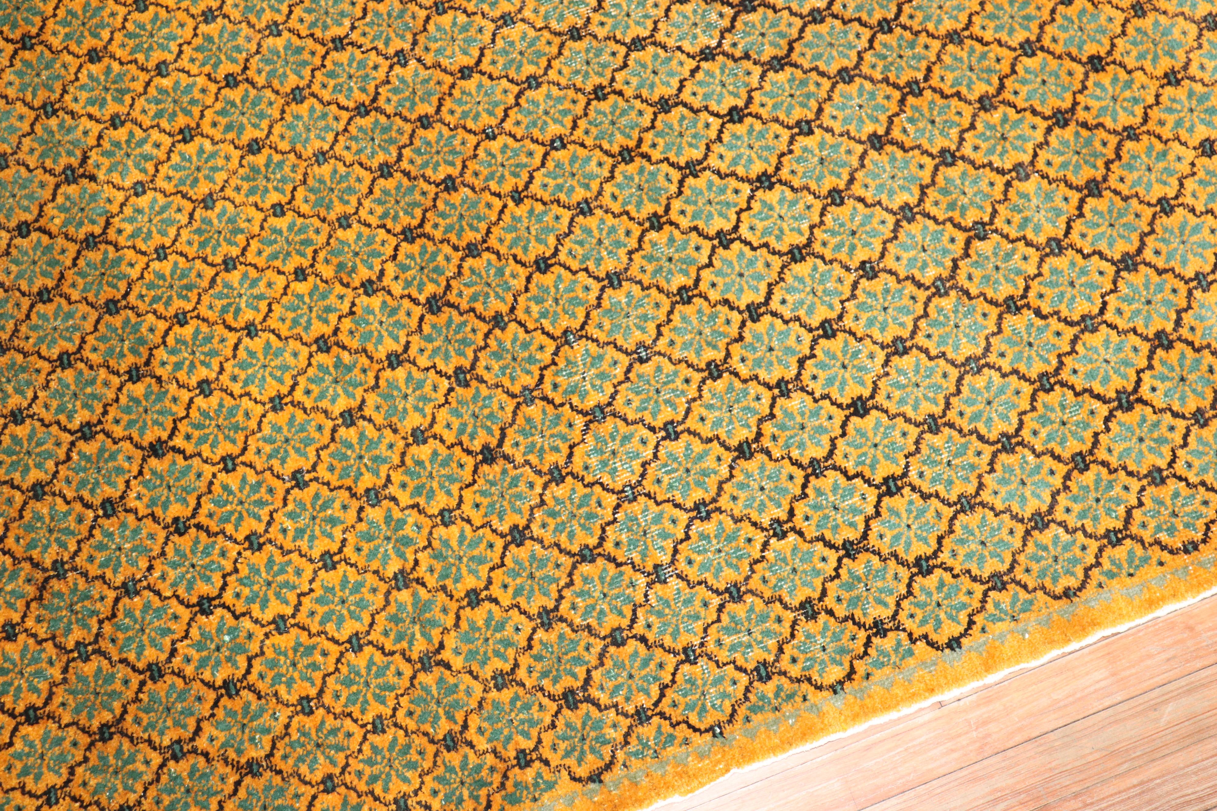 Saffron Yellow Mid 20th Century Turkish Rug In Good Condition For Sale In New York, NY