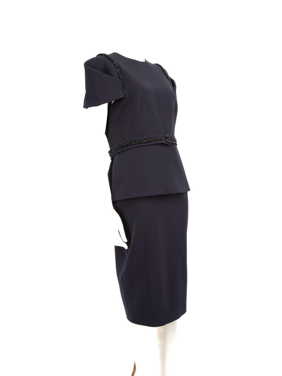 CONDITION is Very good. Hardly any visible wear to the dress is evident, the fabric composition label is missing on this used Safiyaa designer resale item.
 
 Details
 
 
 Navy
 
 Synthetic
 
 Dress
 
 Midi
 
 Short sleeves
 
 Embellished detail
 
