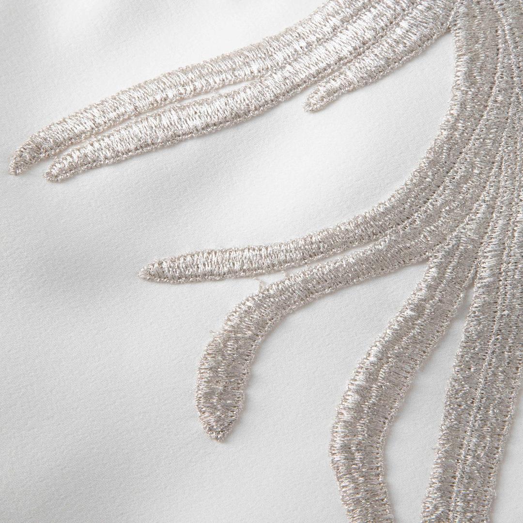 Women's Safiyaa White Embroidered Detail Midi Dress Size XXXL For Sale