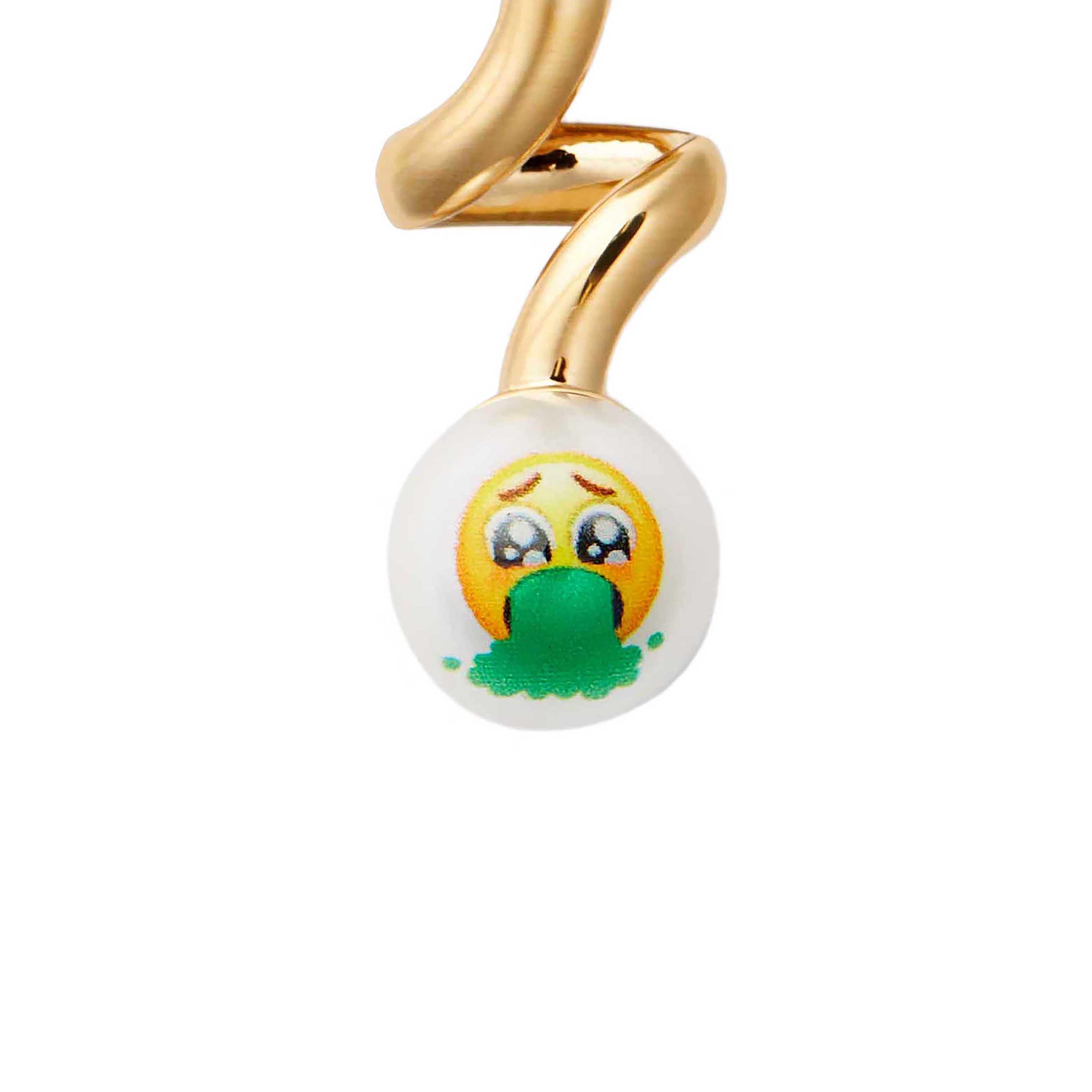 SafSafu Boucle d'oreille simple 'Not Kawaii' - Laiton plaqué or + fausses perles -Sick Emoji en vente 3
