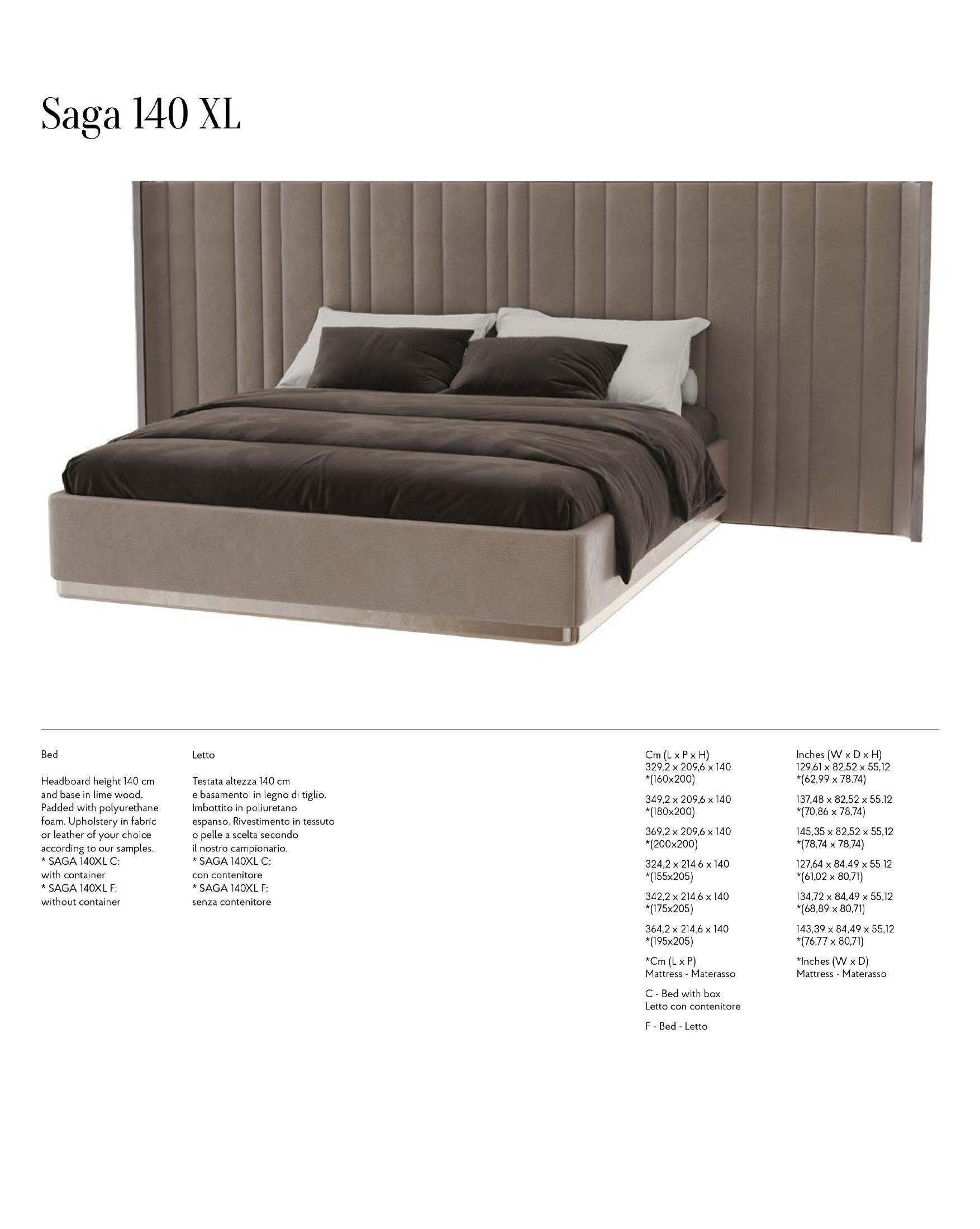 Saga 125 Italian Curved Bed Upholstered in Velvet Fabric For Sale 6