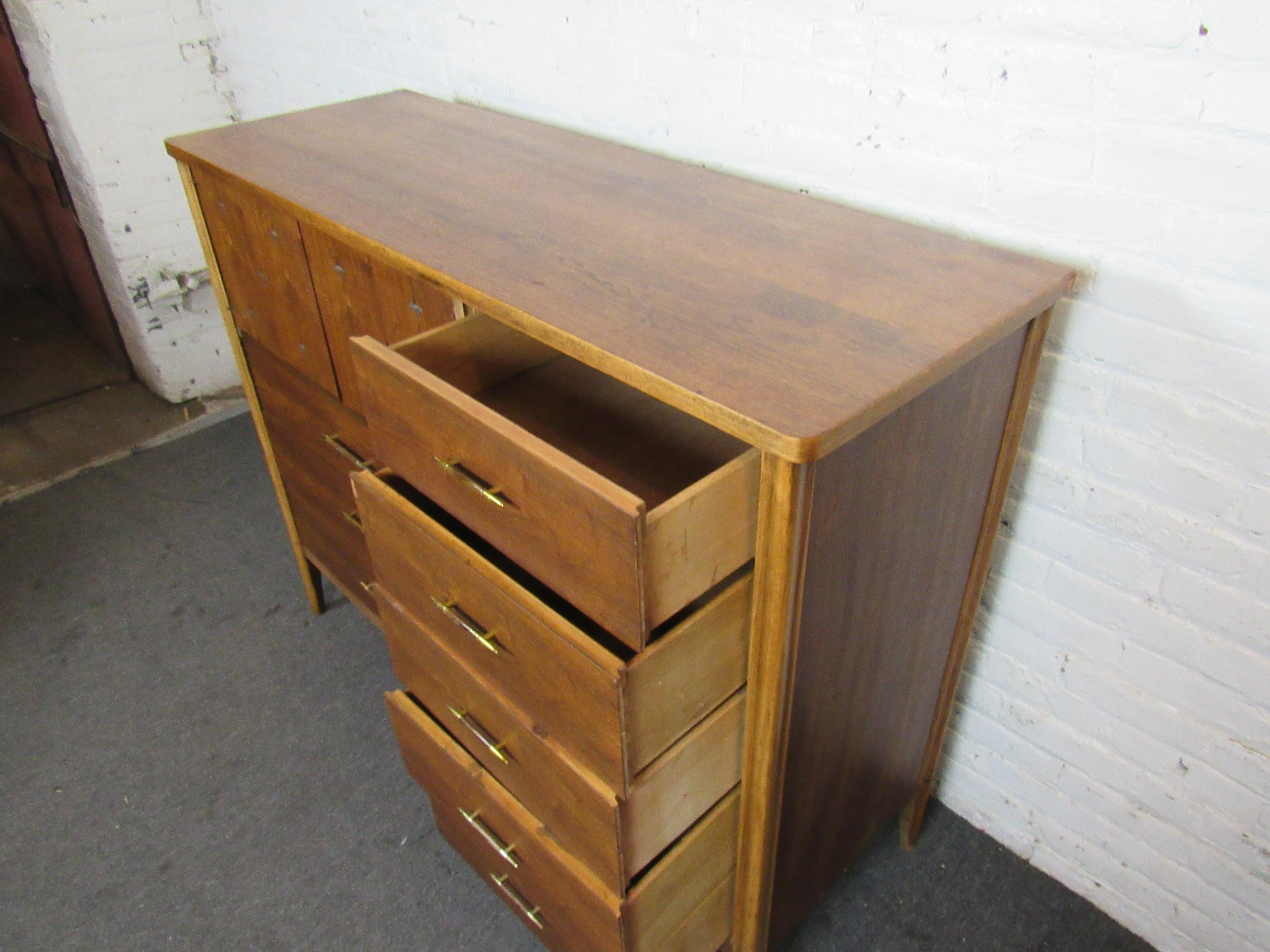 Mid-Century Modern 'Saga' Chest of Drawers by Broyhill Premier For Sale