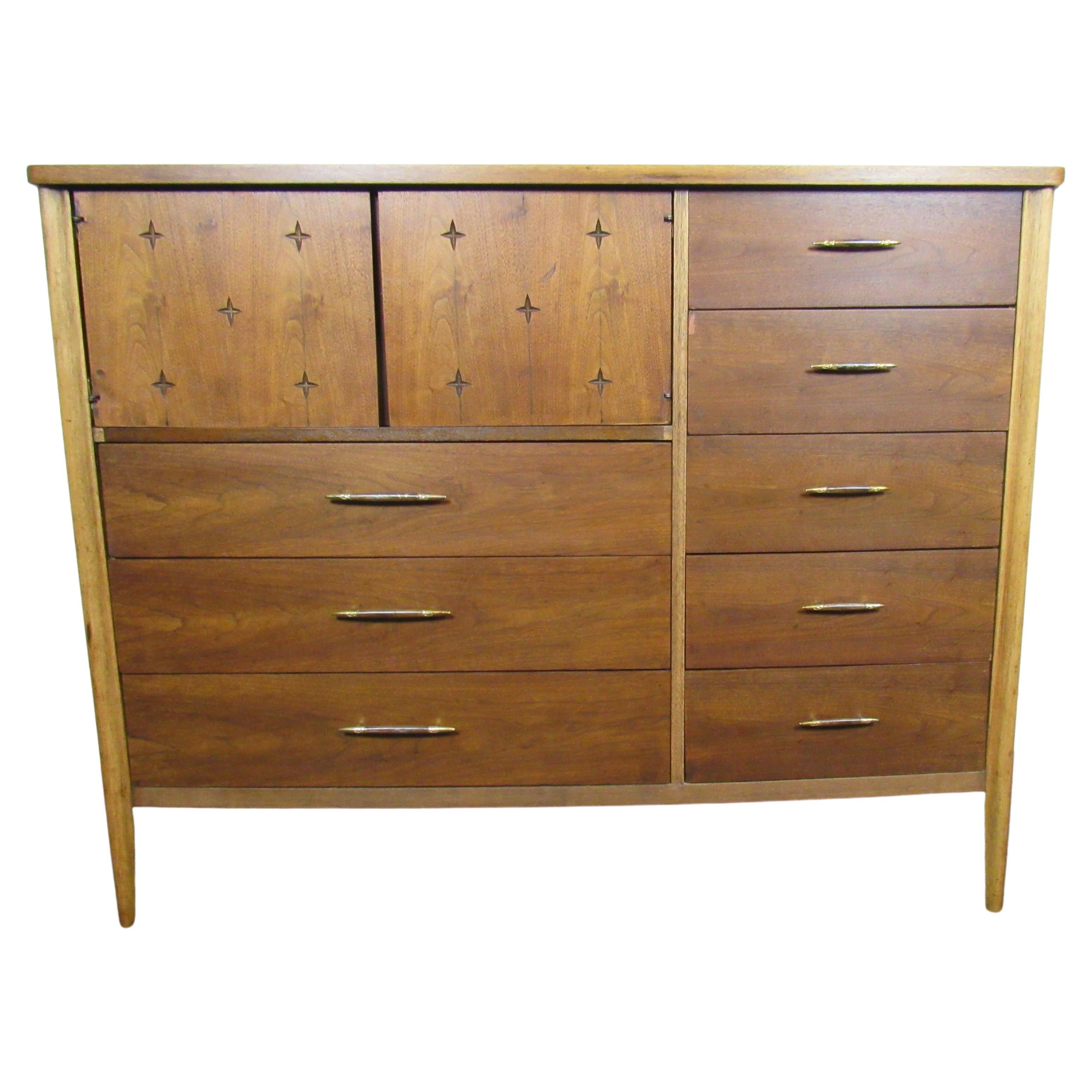 'Saga' Chest of Drawers by Broyhill Premier For Sale