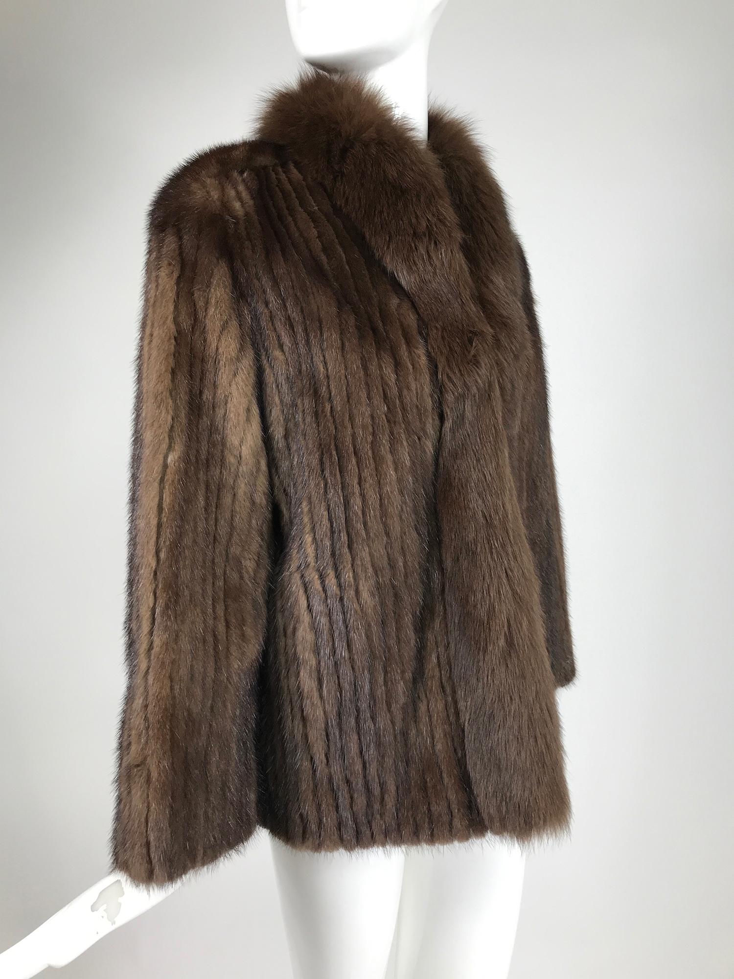 SAGA Chestnut Mink Jacket with Fox Fur Collar & Facing In Good Condition For Sale In West Palm Beach, FL