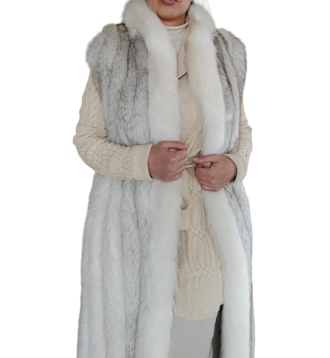 Saga fox Norwegian fox fur vest size M 10 2