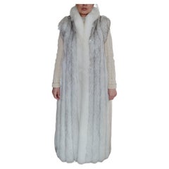 Saga fox Norwegian fox fur vest size M 10