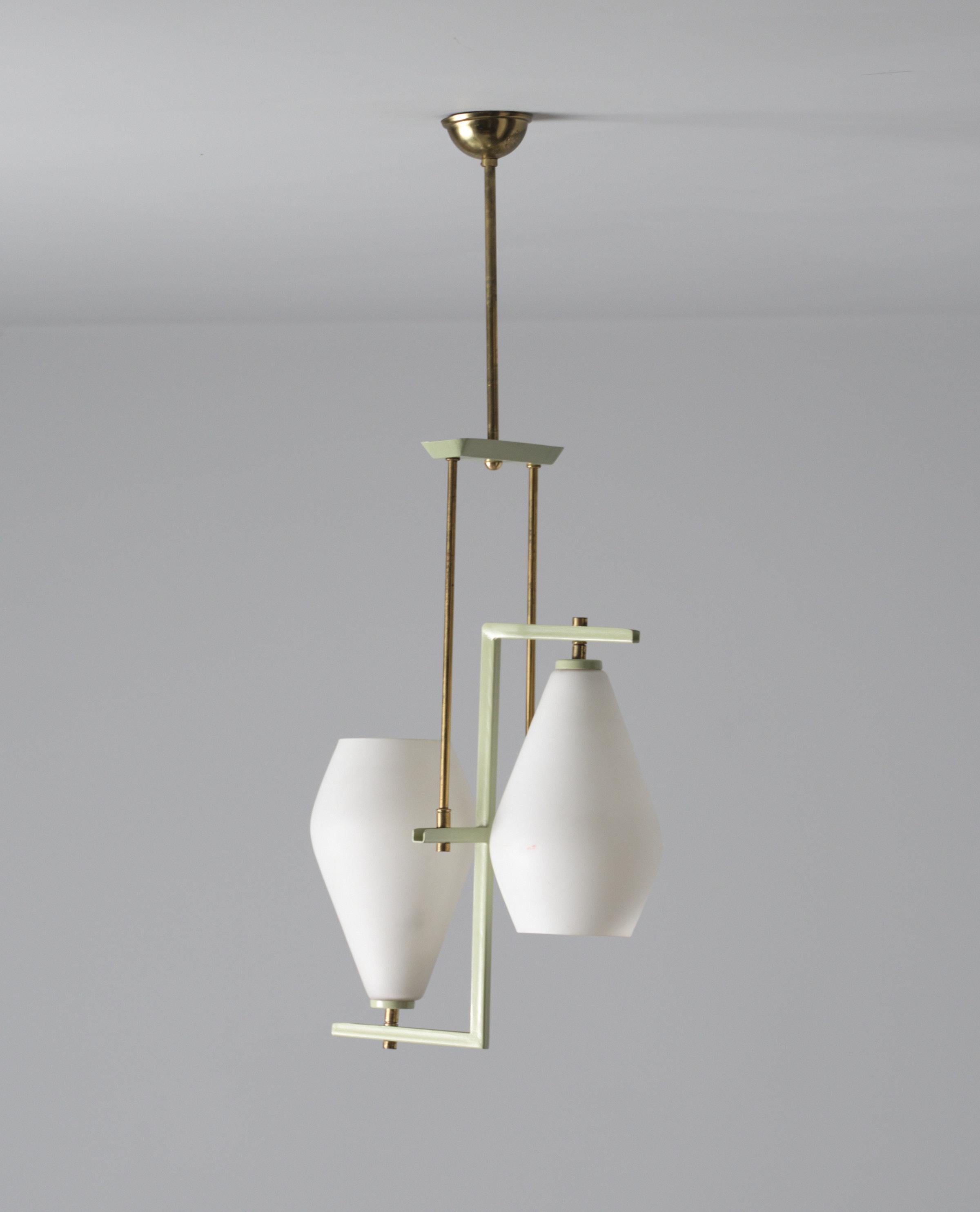 Sage Elegance: 1950s Italian Modernist Pendant Chandelier In Good Condition For Sale In Rome, IT