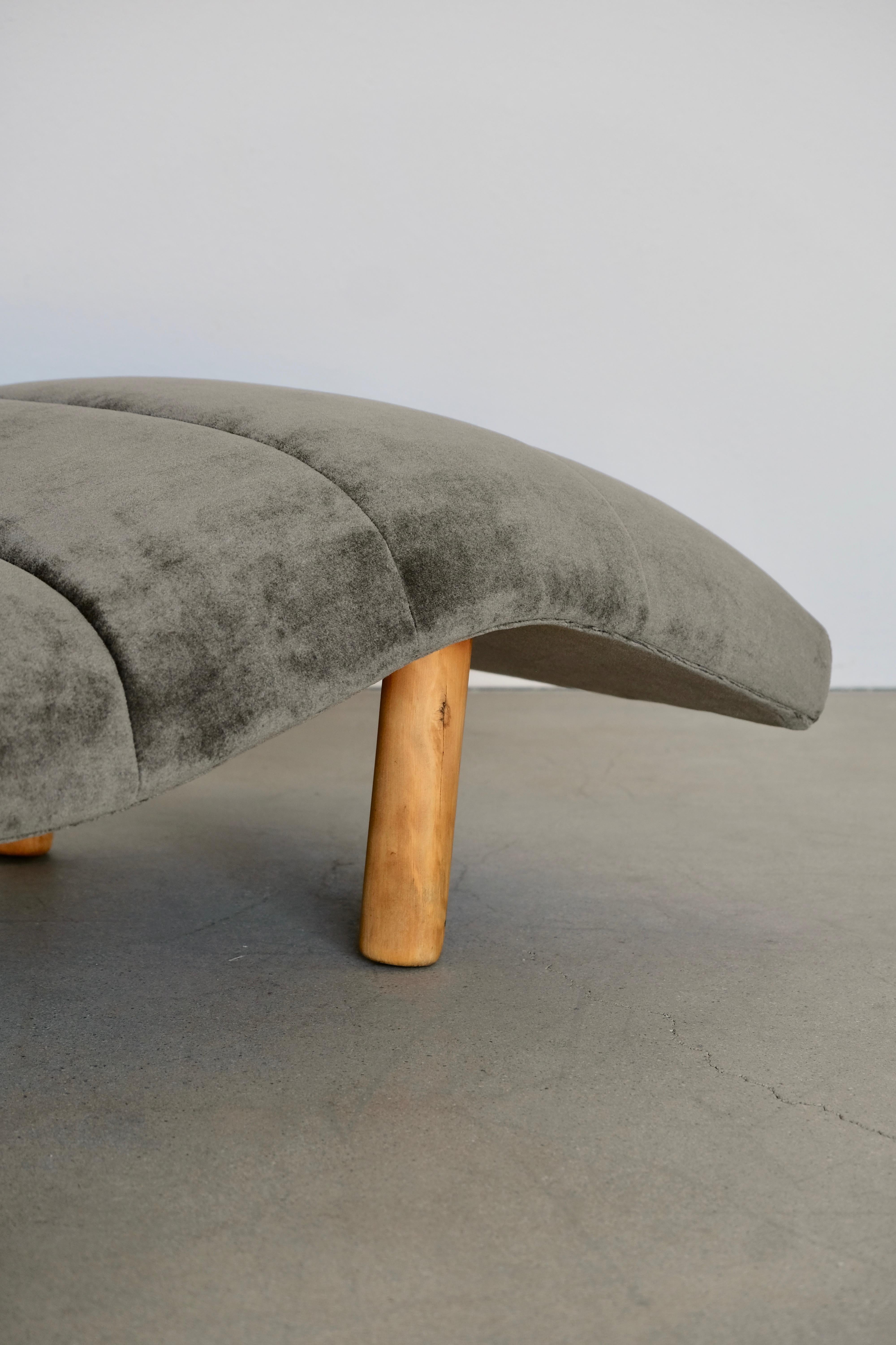 Sage Green Mohair Wave Chaise Attributed to Enrico Bartolini 5