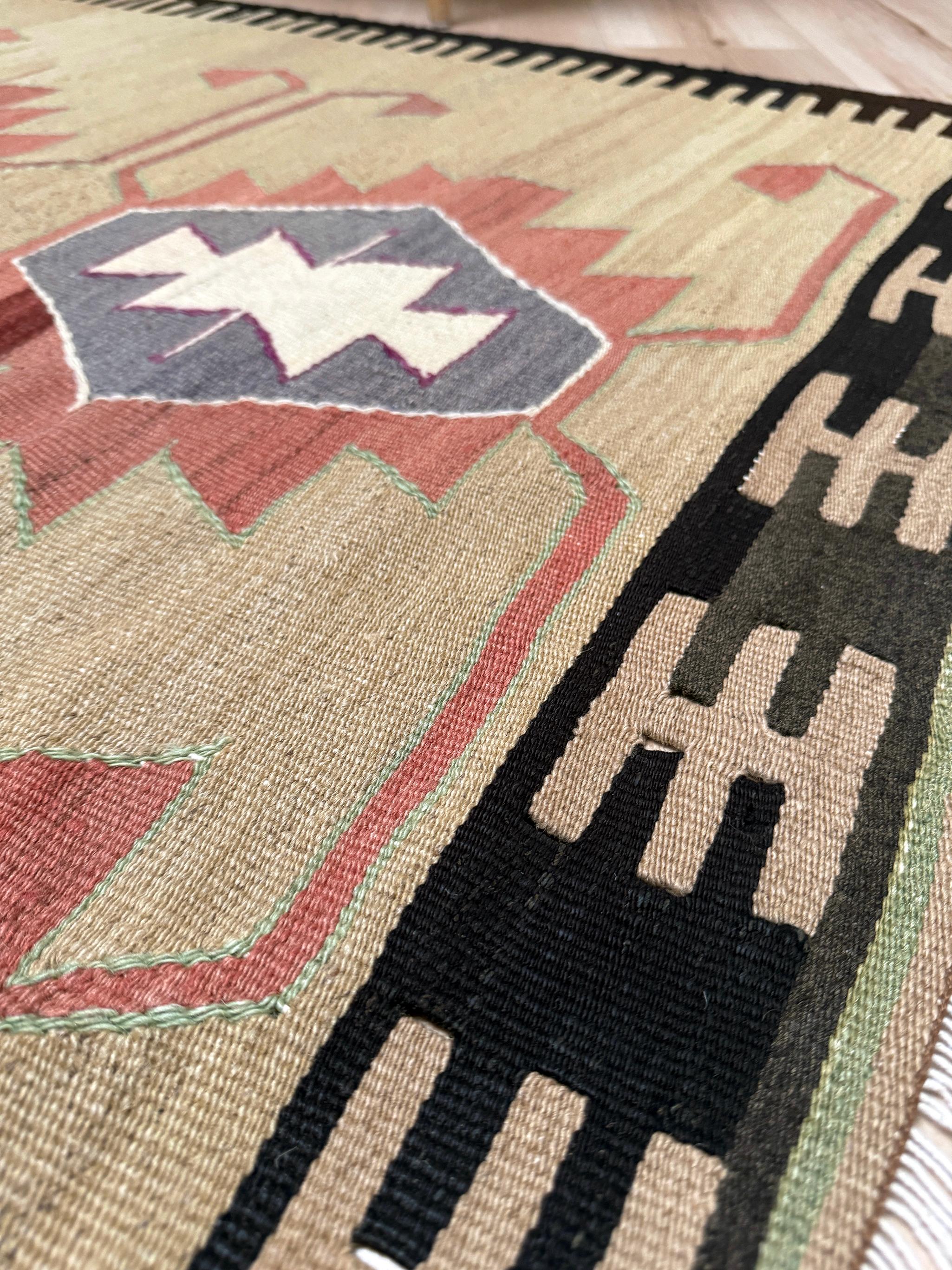 Lana Greene & Greene Rosso Mut Kilim - Tappeto tribale turco a trama piatta in stile Navajo (3'x5') in vendita