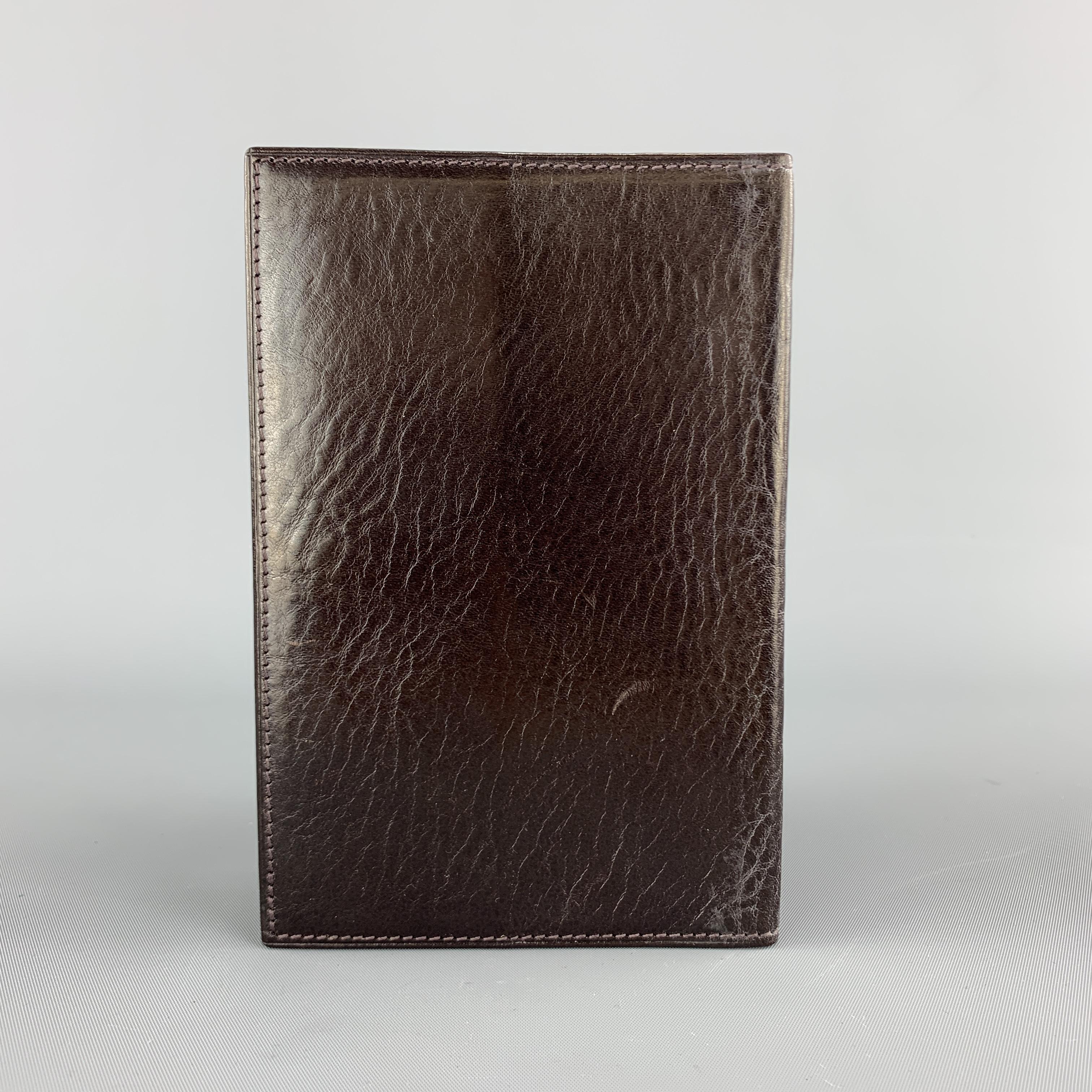faure le page passport holder