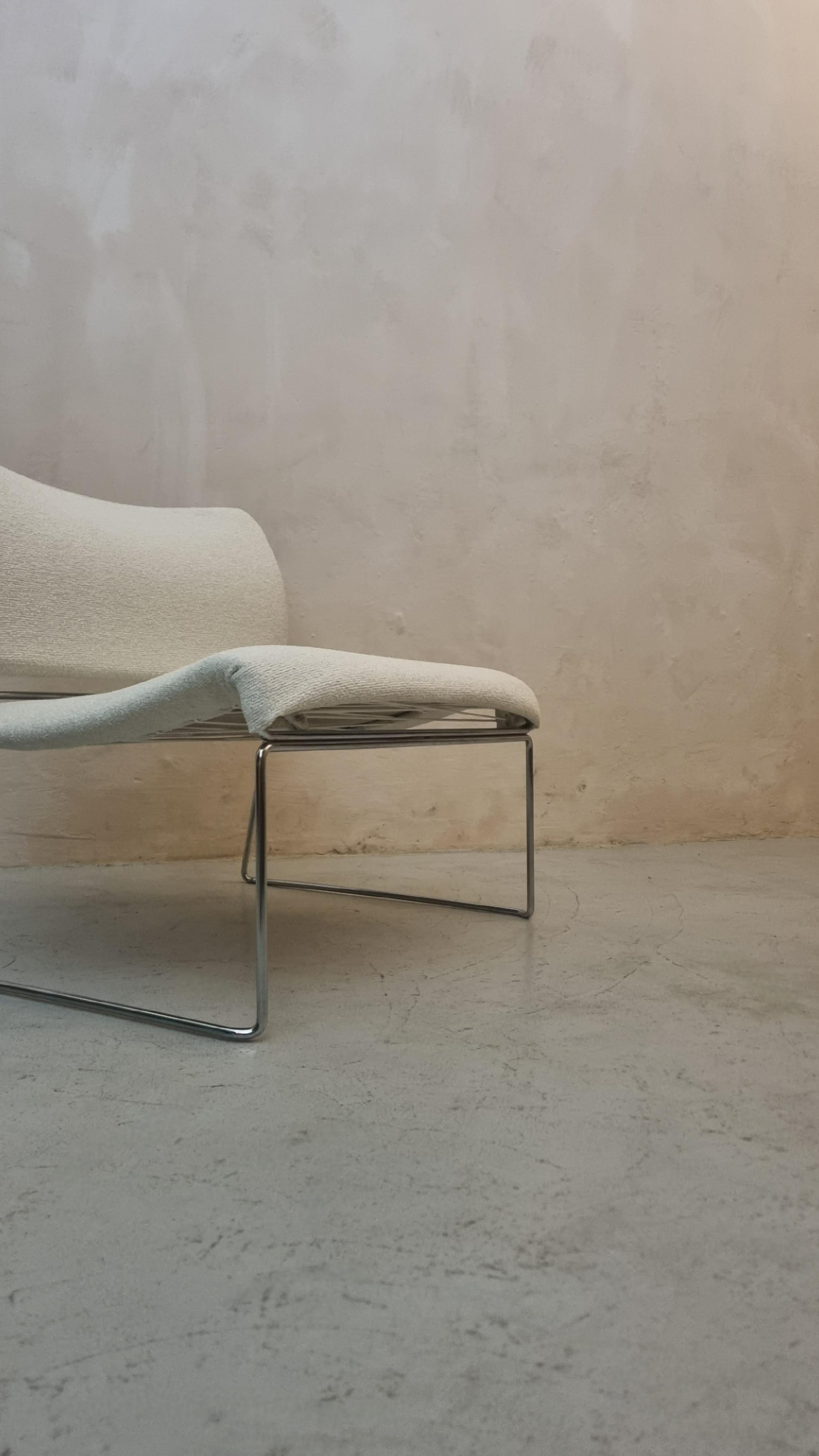 Sillón Saghi diseñado por  Kazuhide Takahama para Simon Gavina, 1970. en Excelente estado para la venta en Arezzo, Italy
