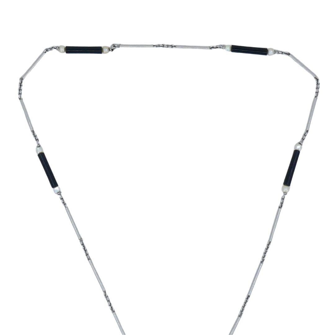 Collana astrologica Sagittario in oro 14k, platino e onice con catena a orologio In condizioni buone in vendita a Beverly Hills, CA