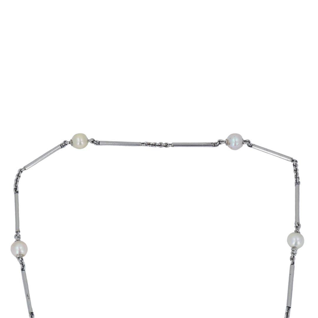 Sagittario Astrologico Collana con ciondolo a catena in oro platino e perle 14k In condizioni buone in vendita a Beverly Hills, CA