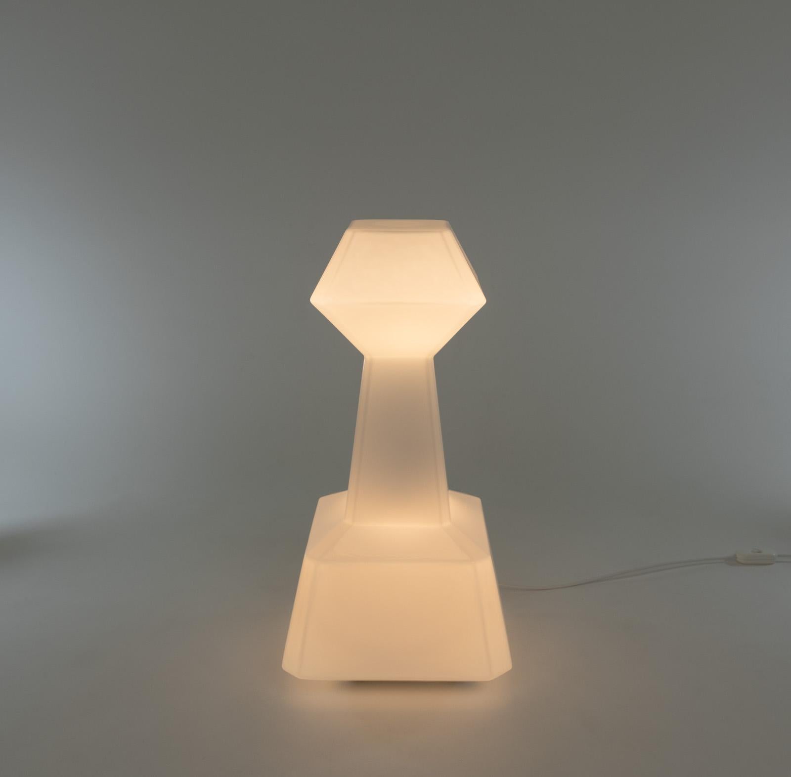 Mid-Century Modern Lampe de table Sagoma par Toni Zuccheri pour VeArt, 1970 en vente