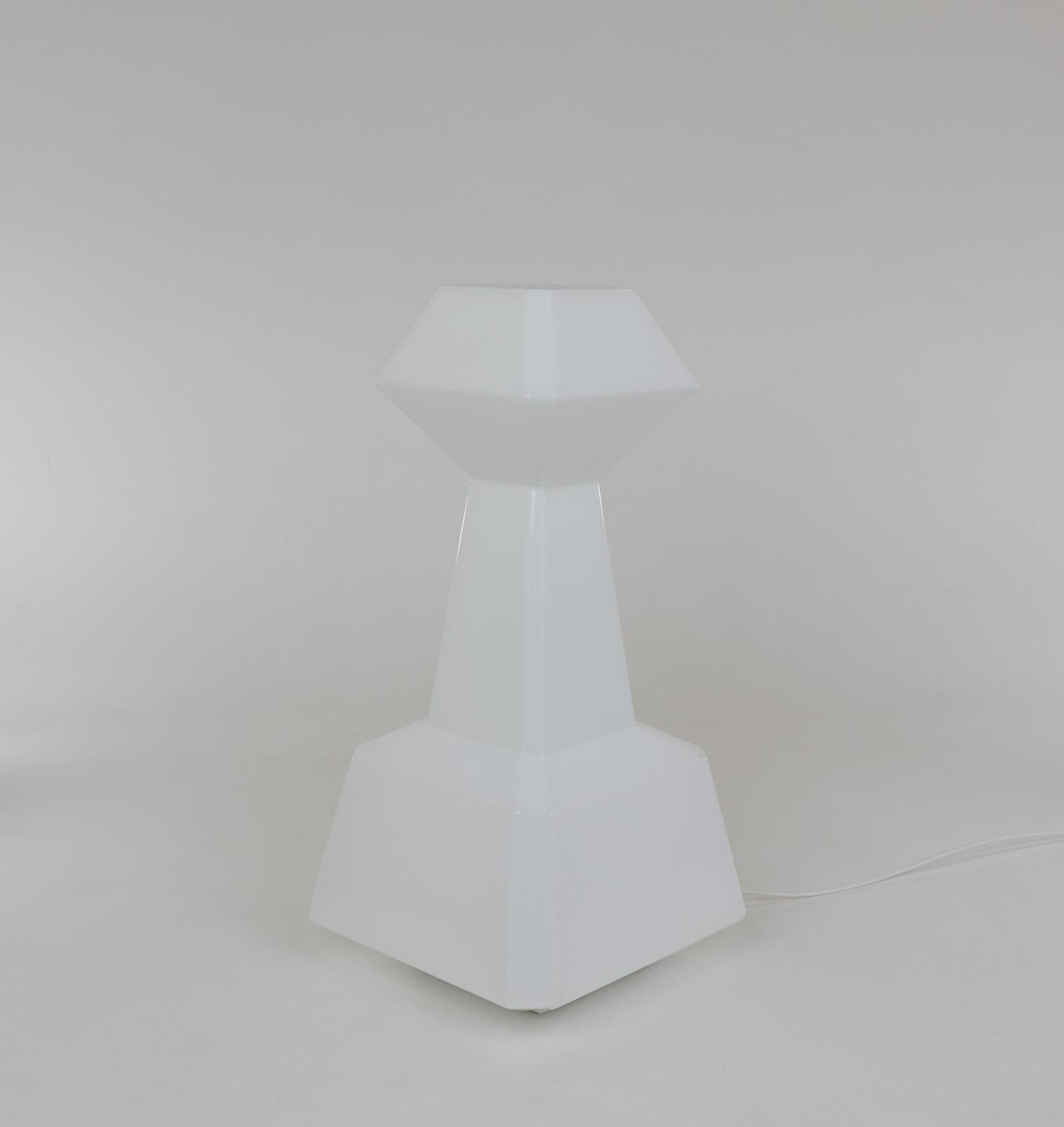 Lampe de table Sagoma par Toni Zuccheri pour VeArt, 1970 Excellent état - En vente à Rotterdam, NL