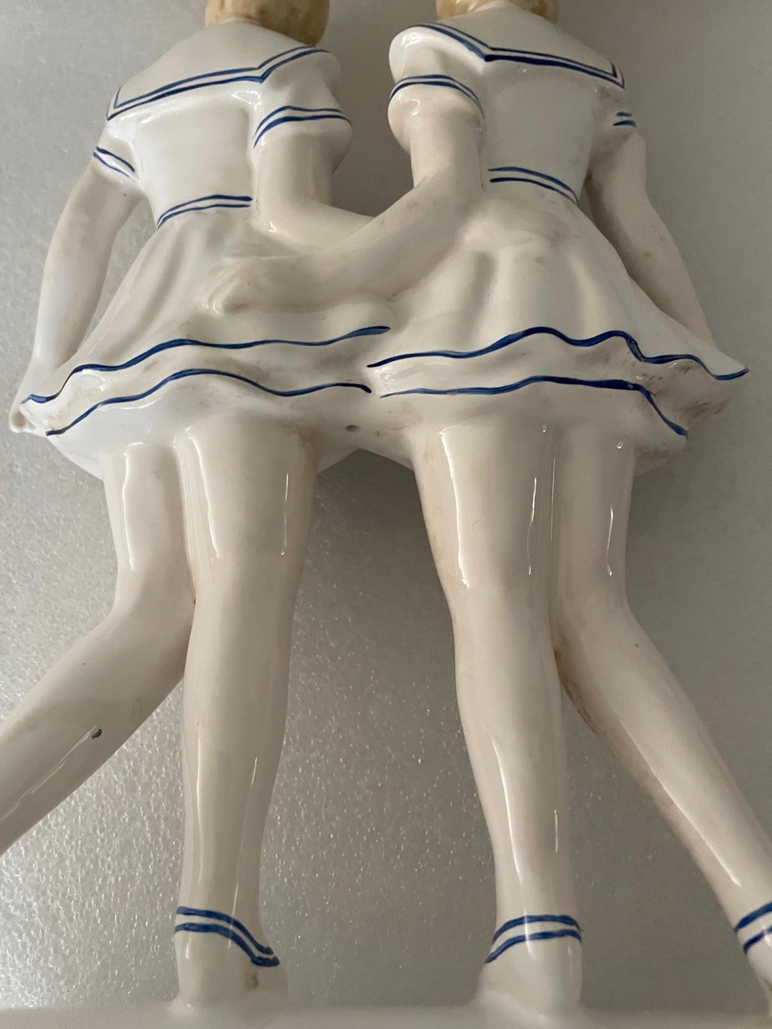 Estatuilla de marinero en loza en venta 1