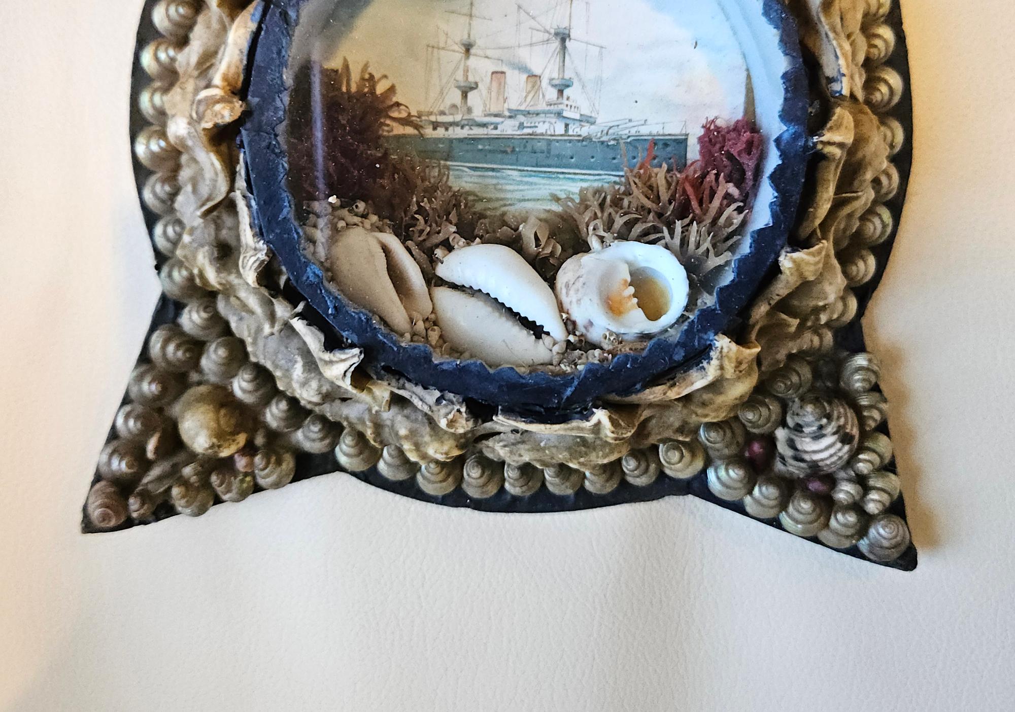 Sailor's Keepsake: Edwardian Shellwork Valentine Diorama of Ship Inglés en venta