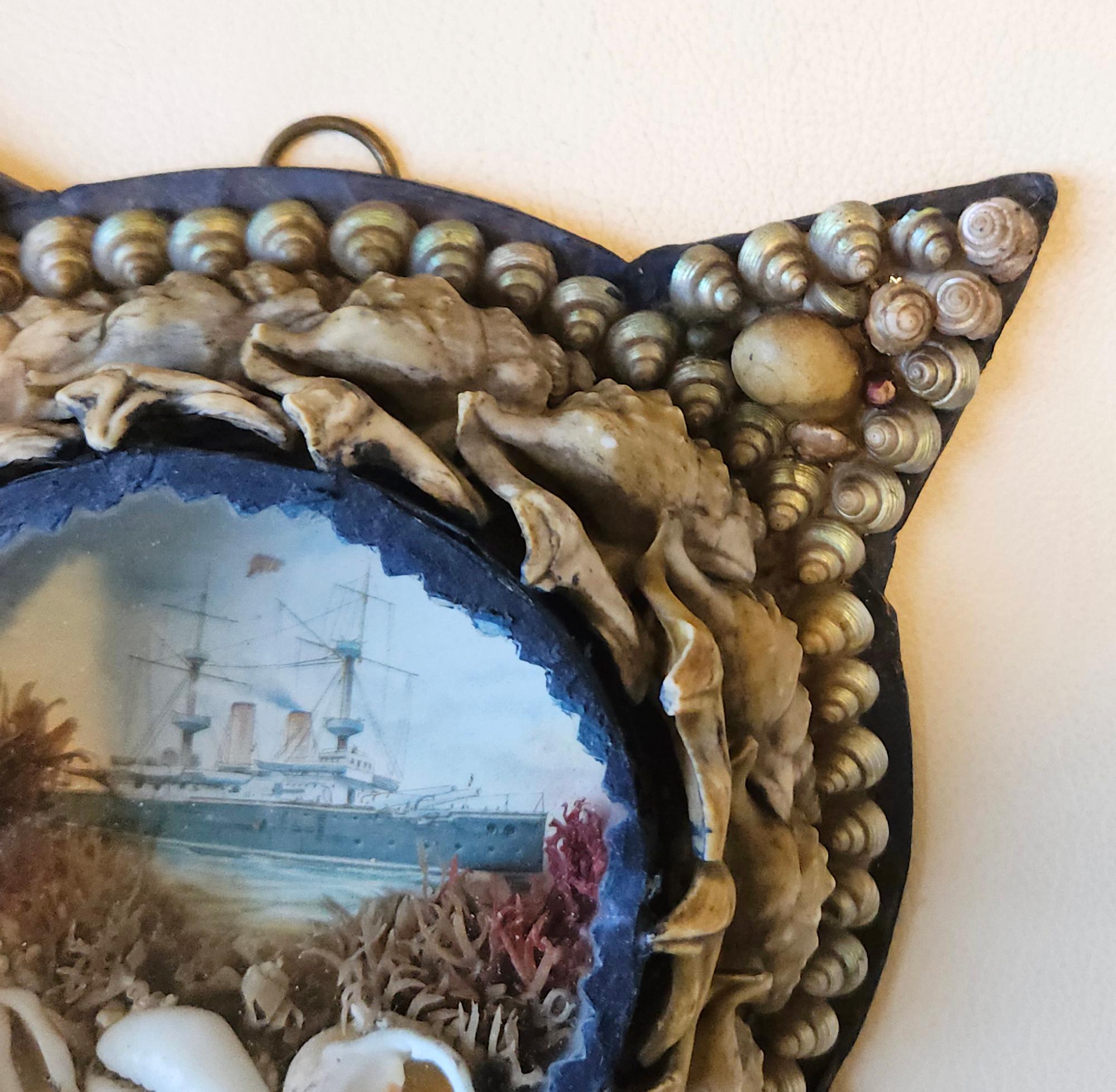 Sailor's Keepsake: Edwardian Shellwork Valentine Diorama of Ship Caparazón en venta