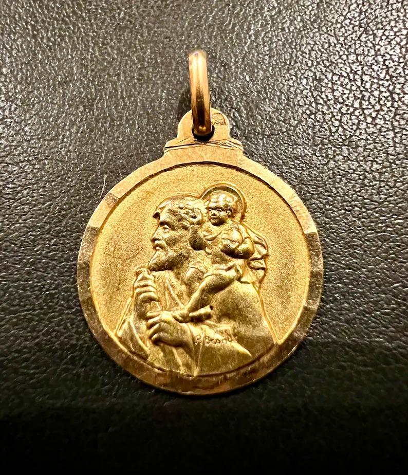 Ciondolo Saint Christophe in oro giallo 18 ct Art Paul Brandt In condizioni buone in vendita a Mārupe, LV