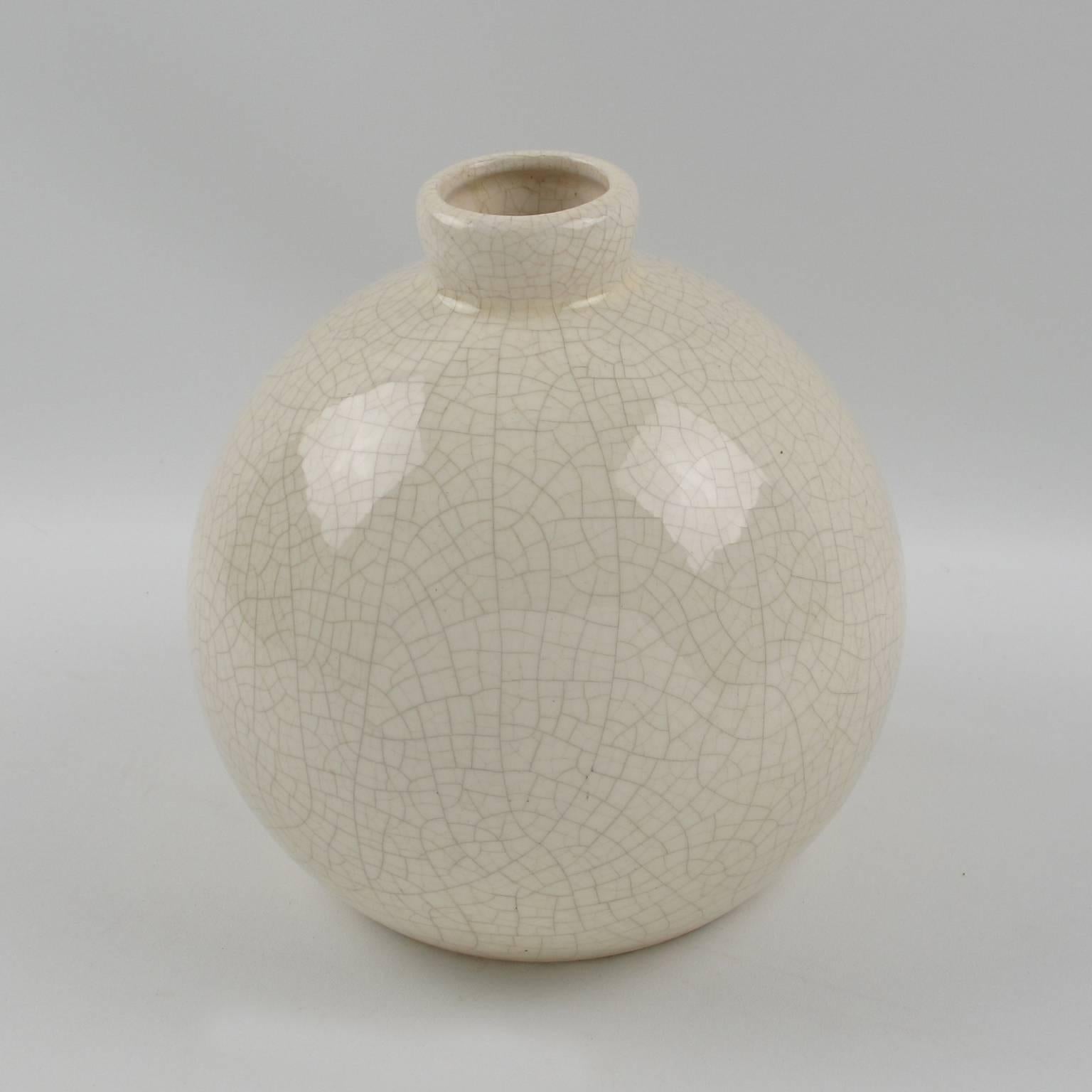 vase st clement art deco