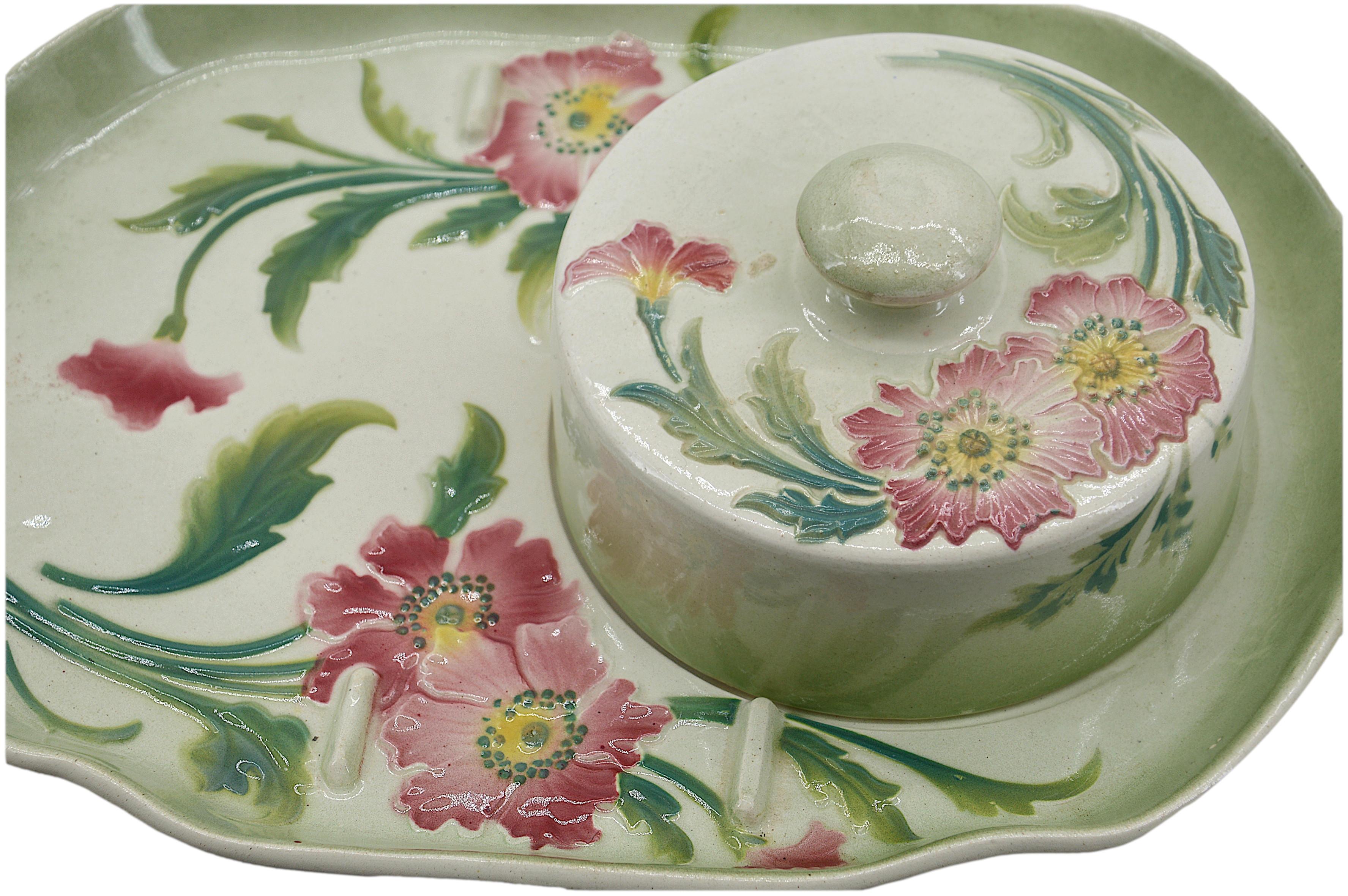 Inizio XX secolo Piatto da formaggio Saint-Clement in ceramica Art Nouveau francese in vendita