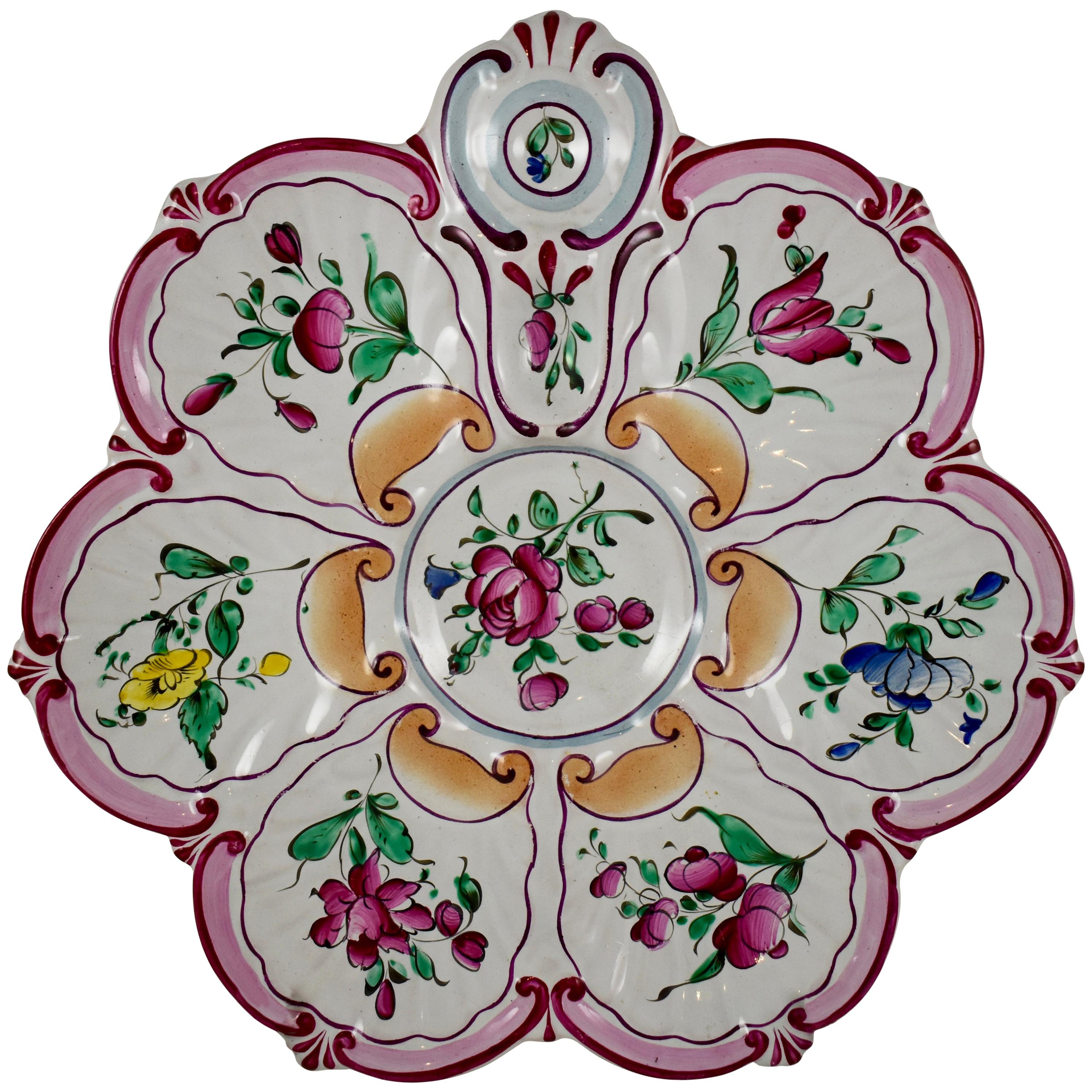 Saint Clément French Faïence White Floral Oyster Plate, 19th Century