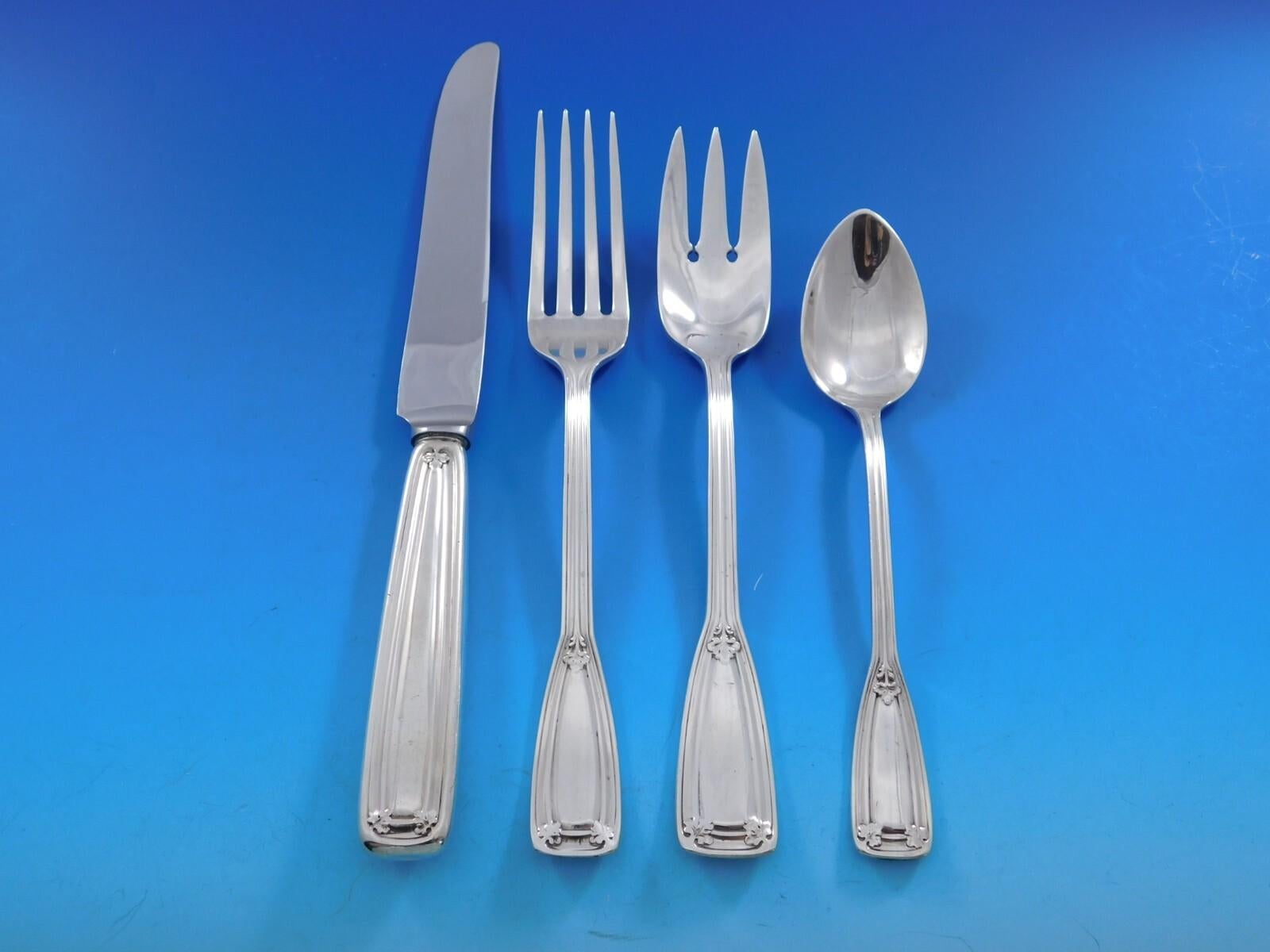 Saint Dunstan by Tiffany and Co. Sterling Silver Flatware Set Service 84 pcs Din In Excellent Condition For Sale In Big Bend, WI