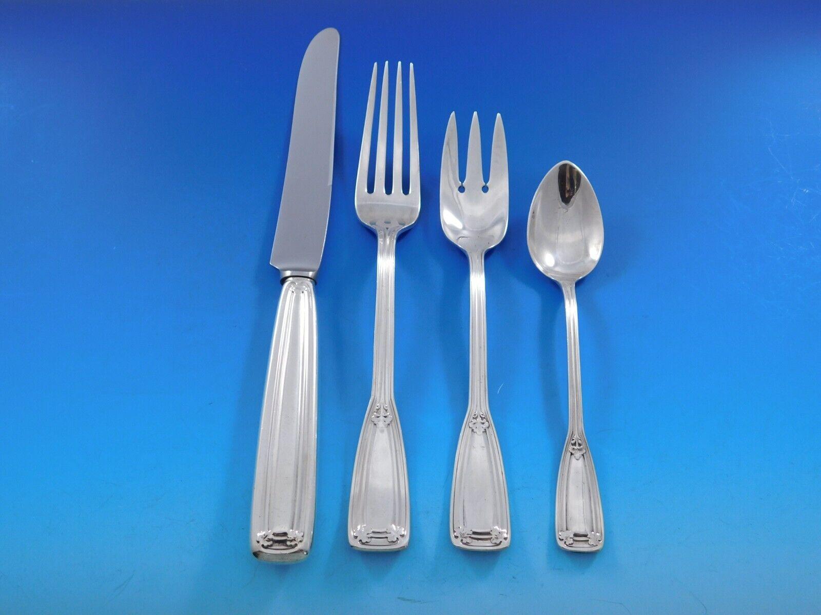 Americano Saint Dunstan di Tiffany & Co. Servizio di posate in argento Sterling 96 pezzi A. Silver in vendita
