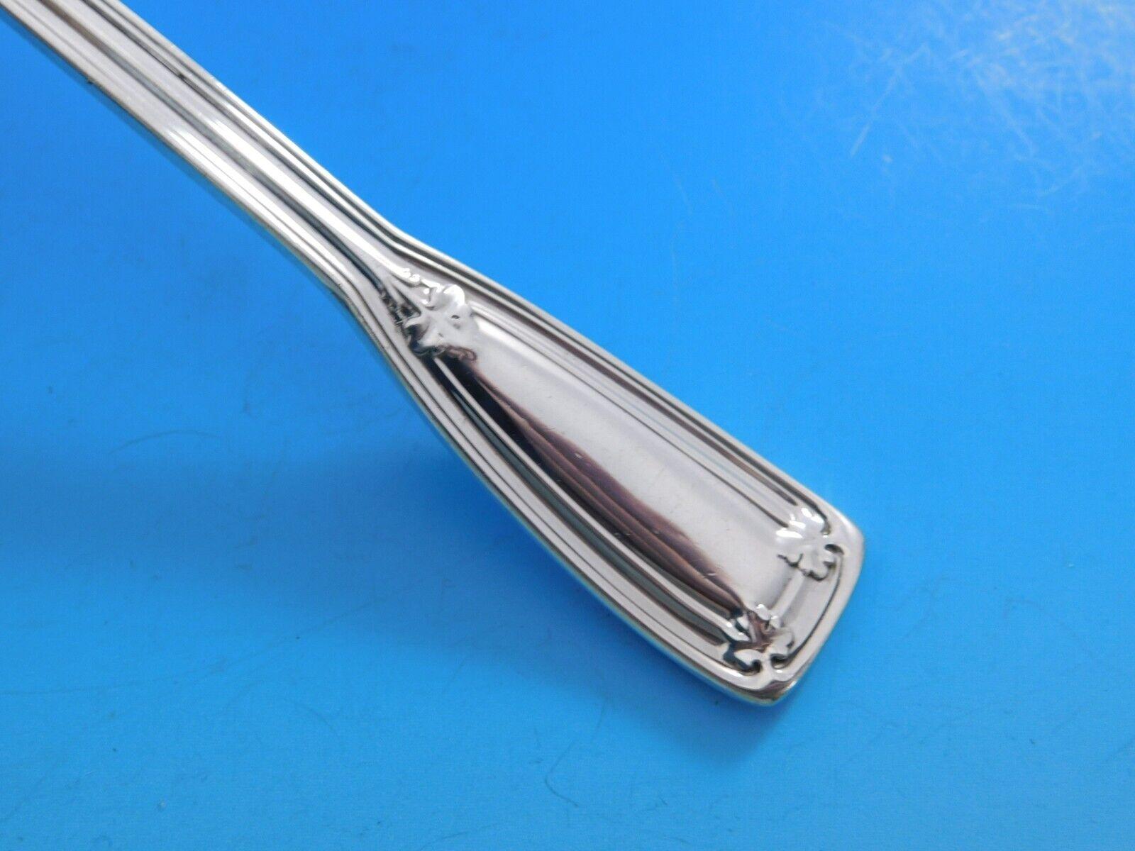 Inizio XX secolo Saint Dunstan di Tiffany & Co. Servizio di posate in argento Sterling 96 pezzi A. Silver in vendita