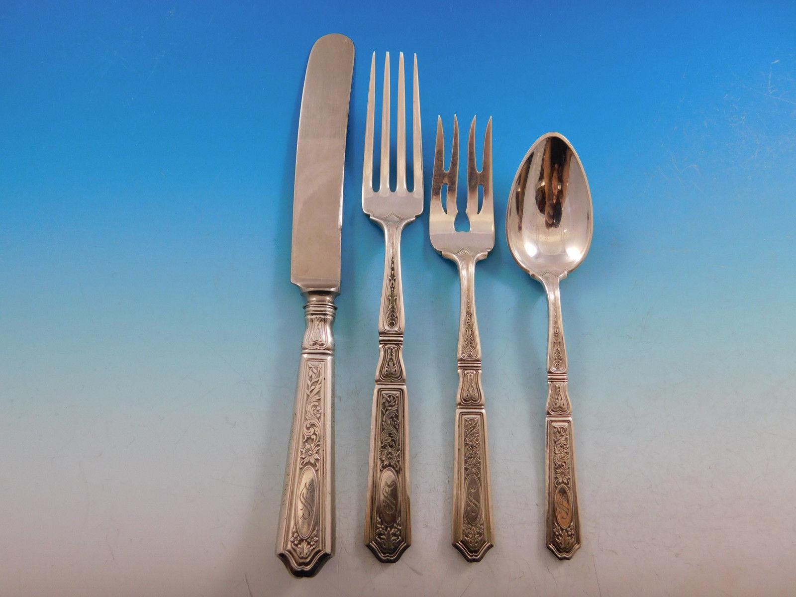 Saint Dunstan Chased Gorham Sterling Silver Flatware Set Service 96 Pcs Mono S In Excellent Condition In Big Bend, WI