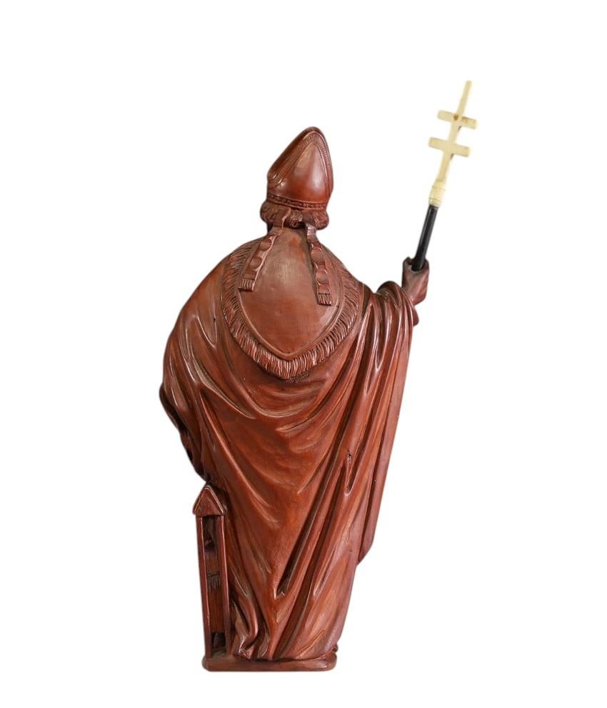 Allemand Saint Eloi, statue religieuse sculptée en buis, 19ème siècle en vente