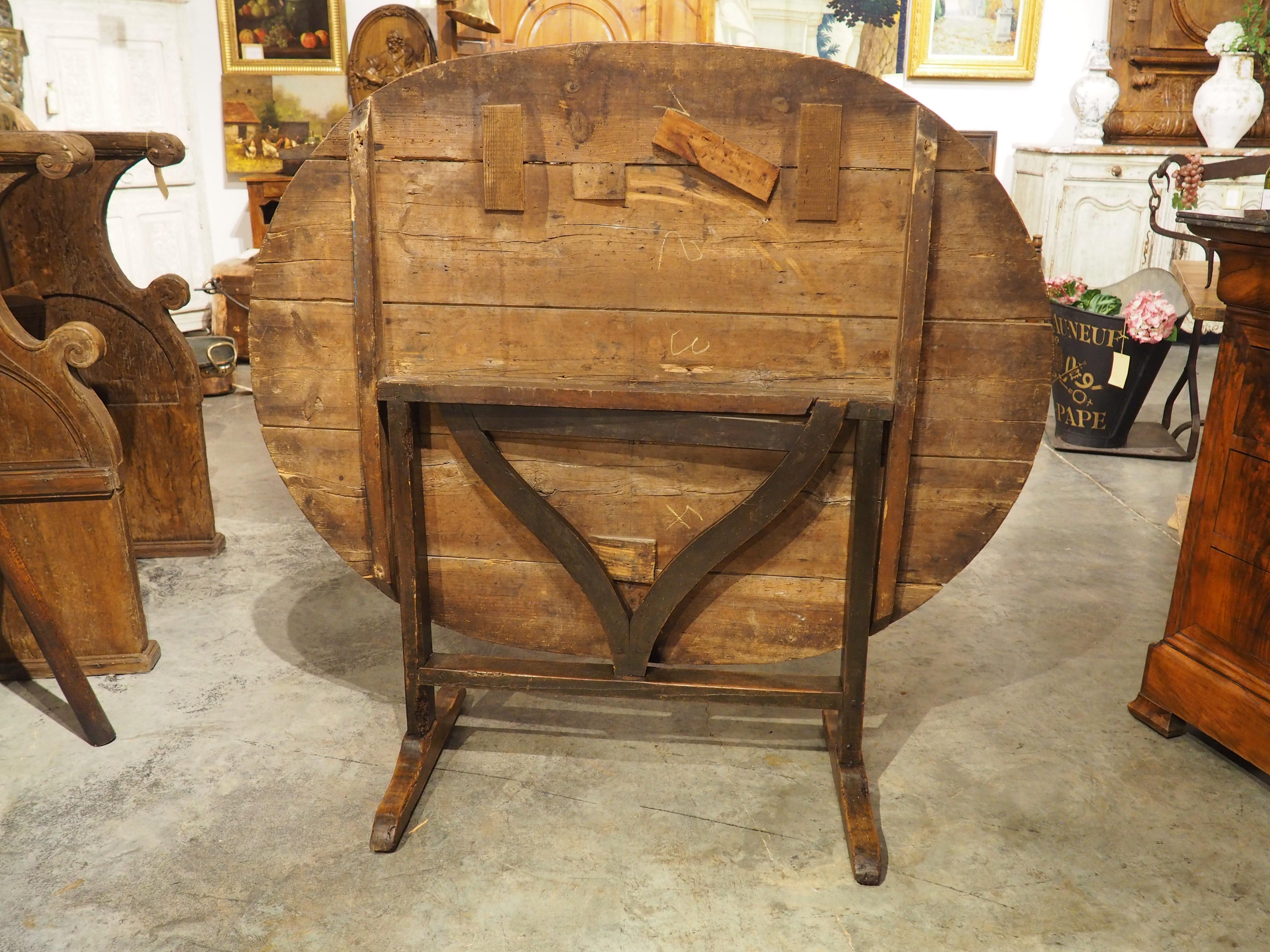 Saint Emilion Grand Cru Painted French Vendange Wine Tasting Table, 19th Century 7